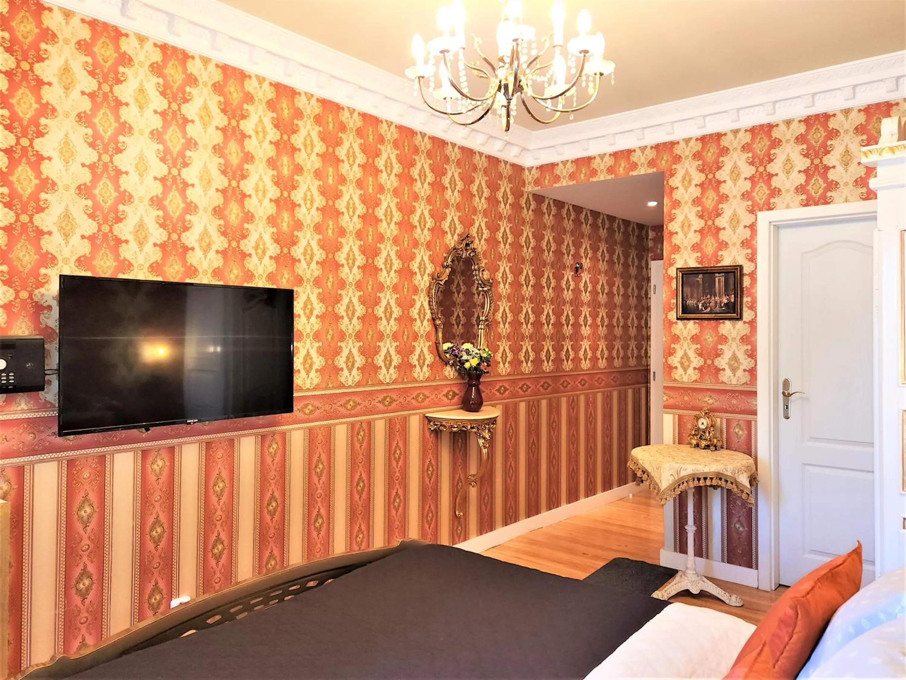 TV and multimedia, Bed in Rezidence Zámeček - Boutique Hotel