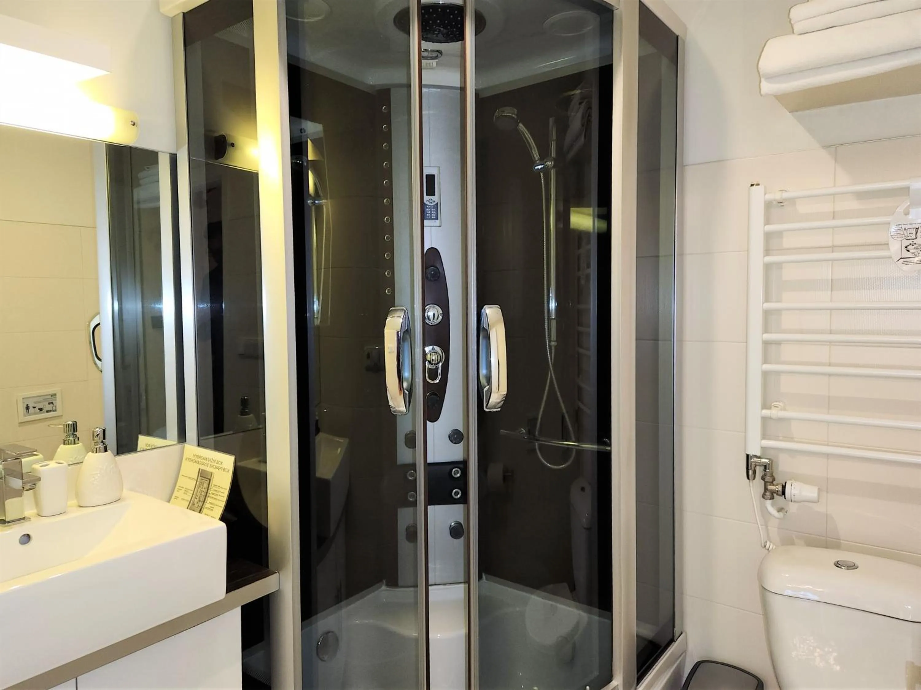 Shower in Rezidence Zámeček - Boutique Hotel