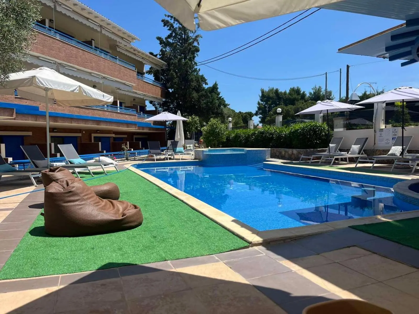 Philoxenia Village Hotel-Studios