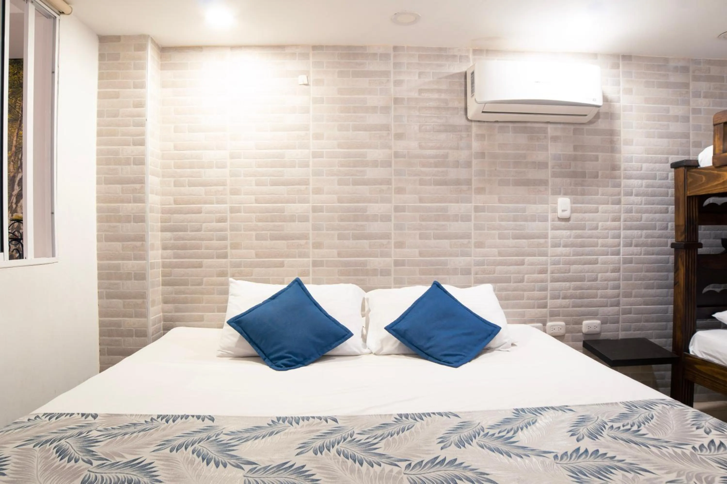 Bed in Hotel Riviera Plaza