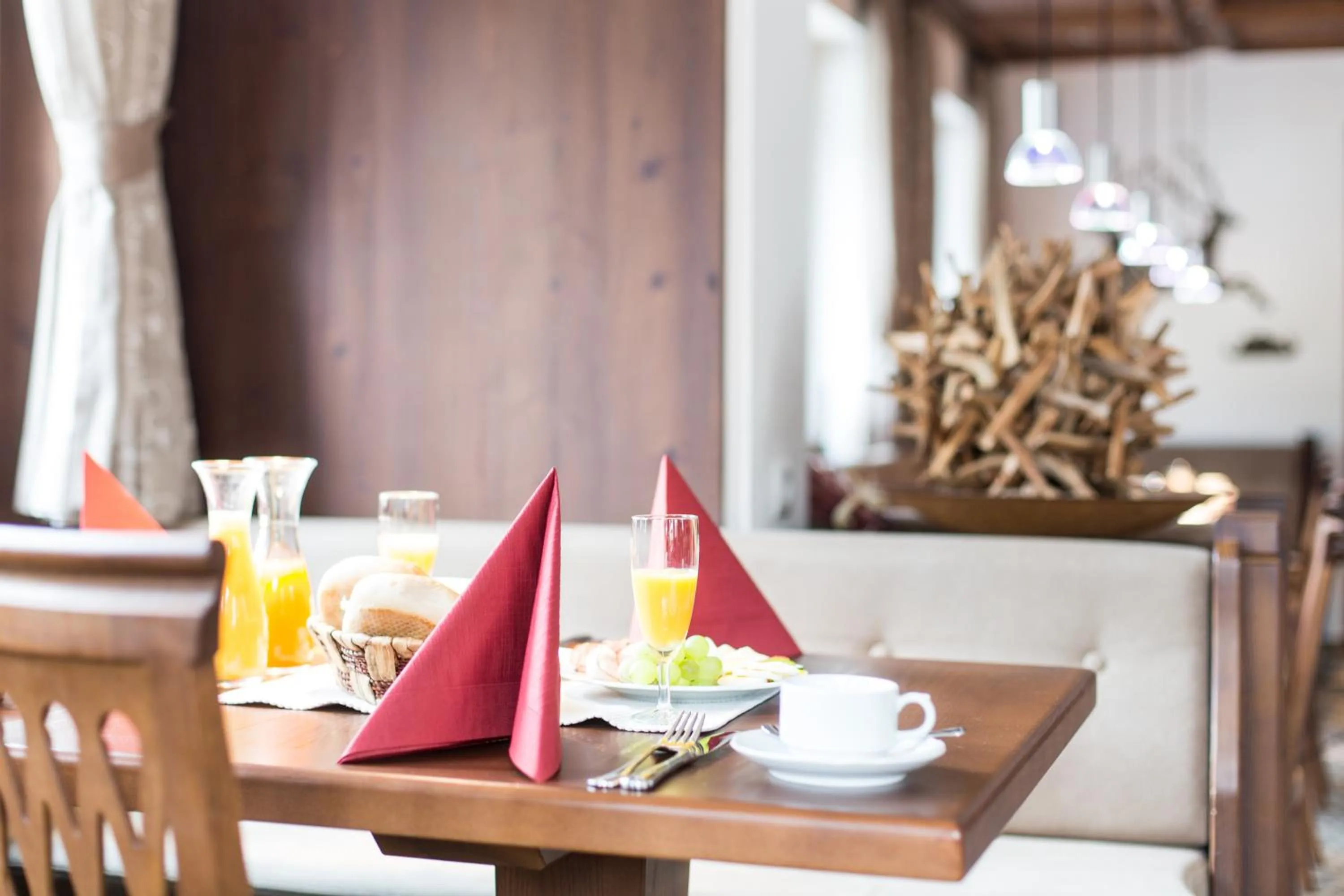 Restaurant/places to eat in Hotel Garni Caroline