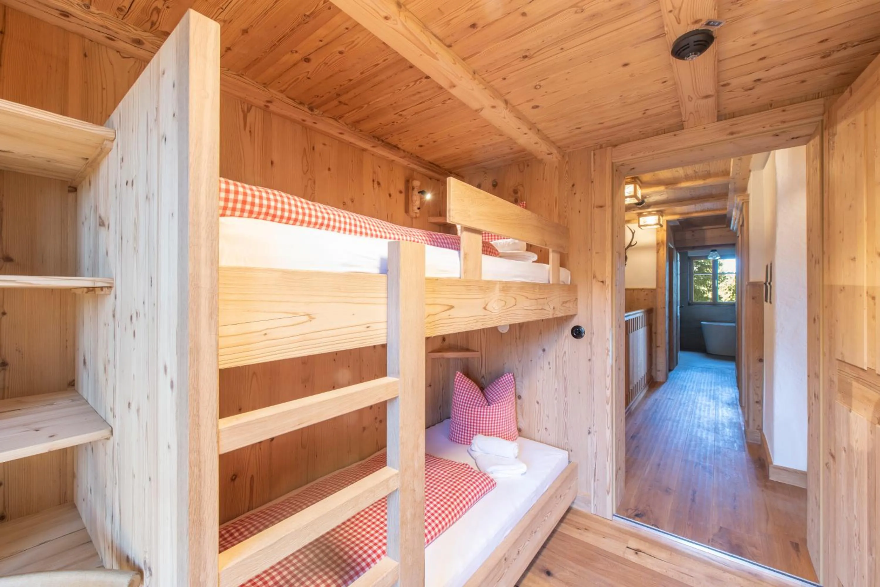 Bedroom, Bed in Golmerhaus