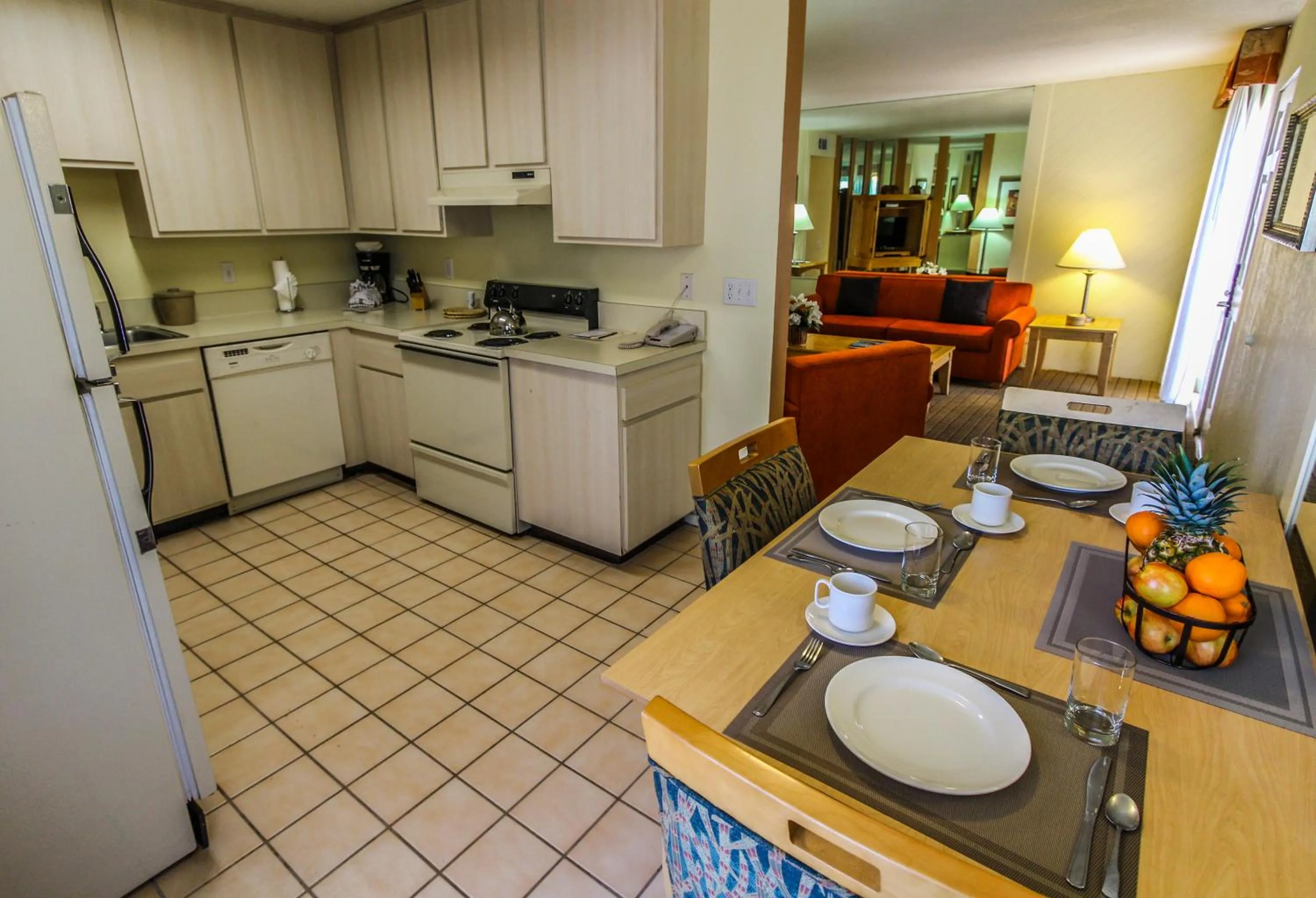 Kitchen or kitchenette in Desert Vacation Villas