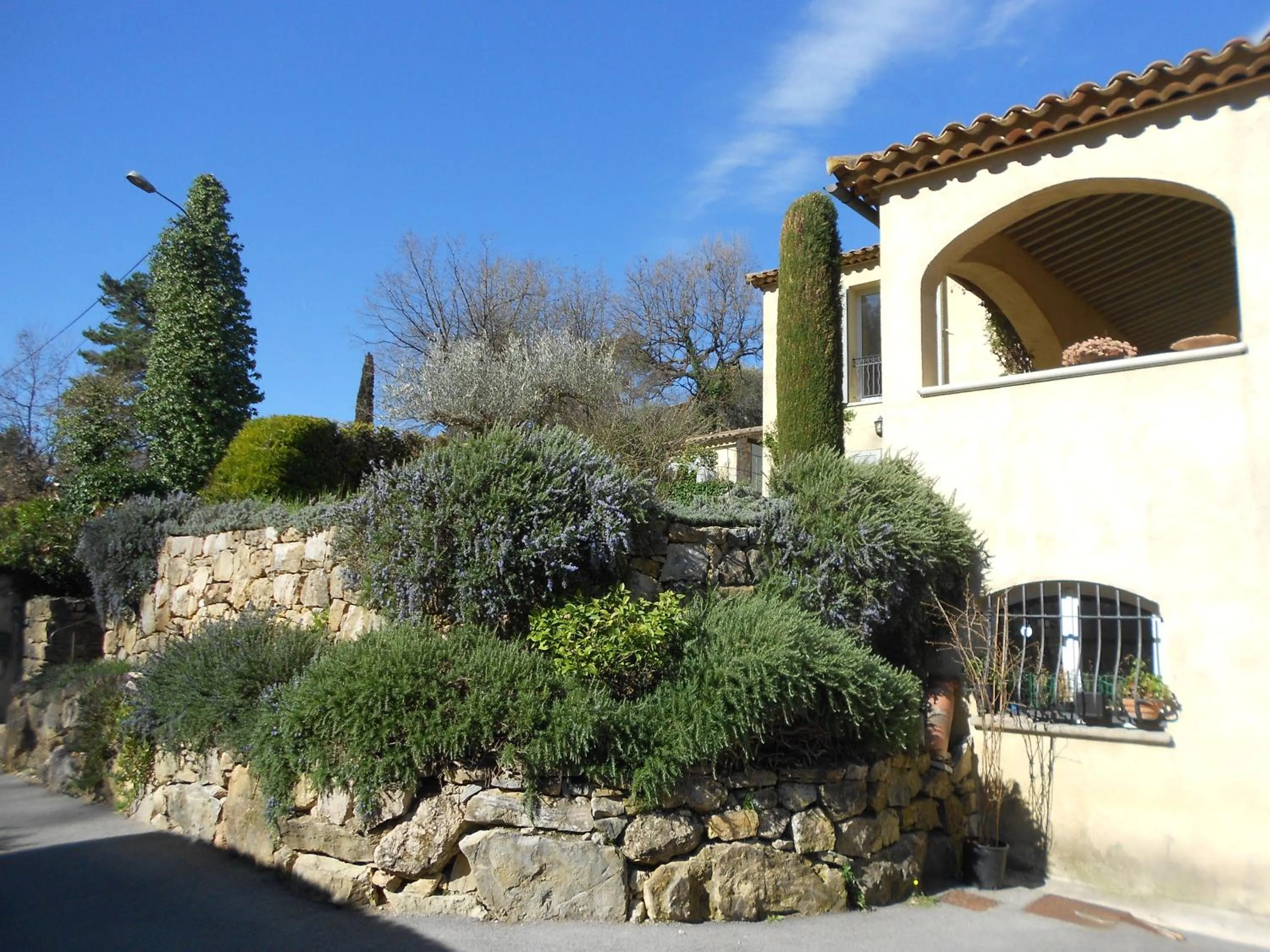 Facade/entrance in Le Mas de FRAYERE