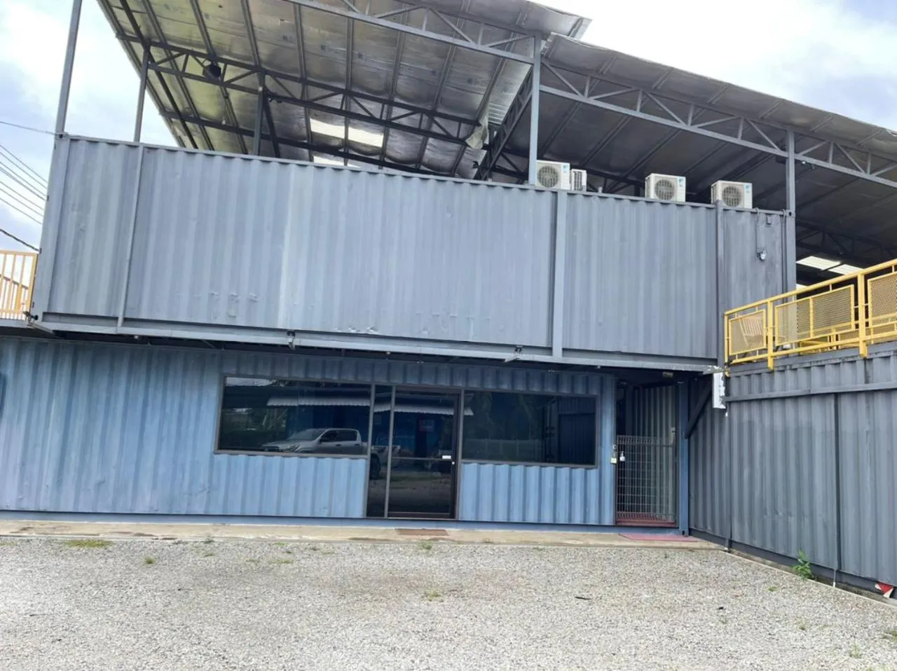 Facade/entrance in 7 Inn Semporna