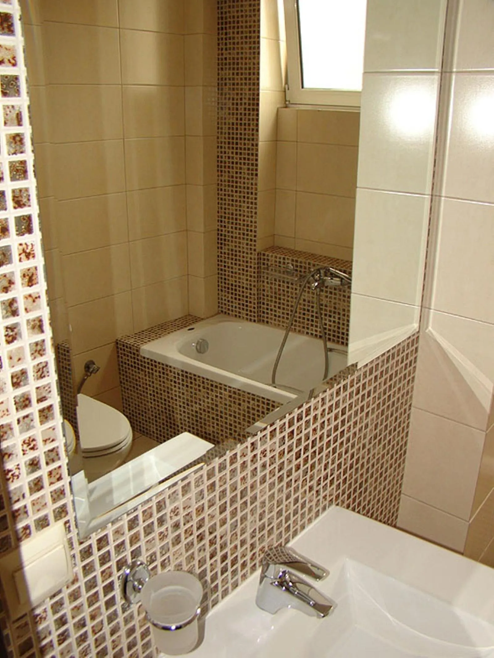 Bathroom in Hotel Astron