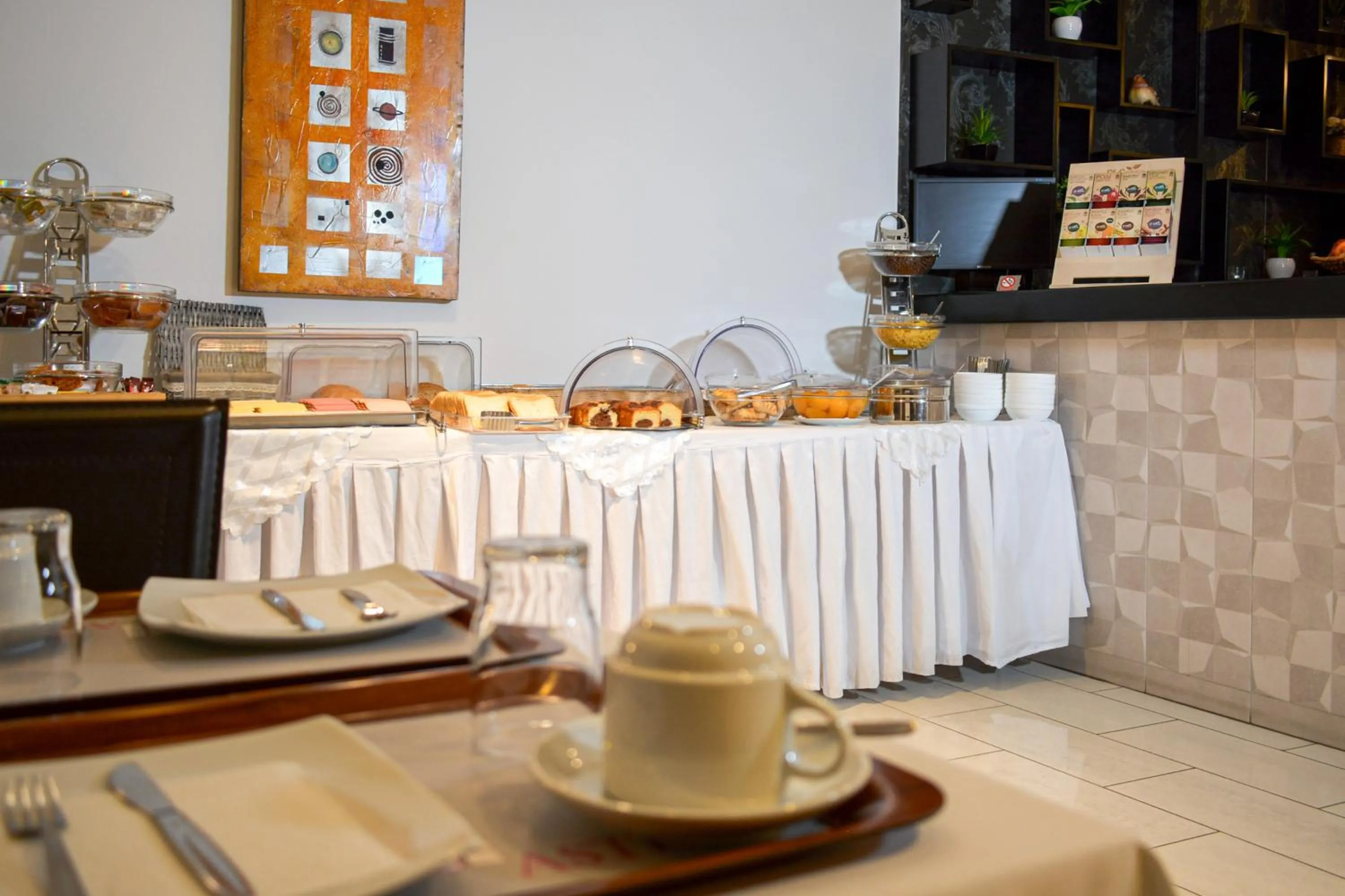 Coffee/tea facilities in Hotel Astron