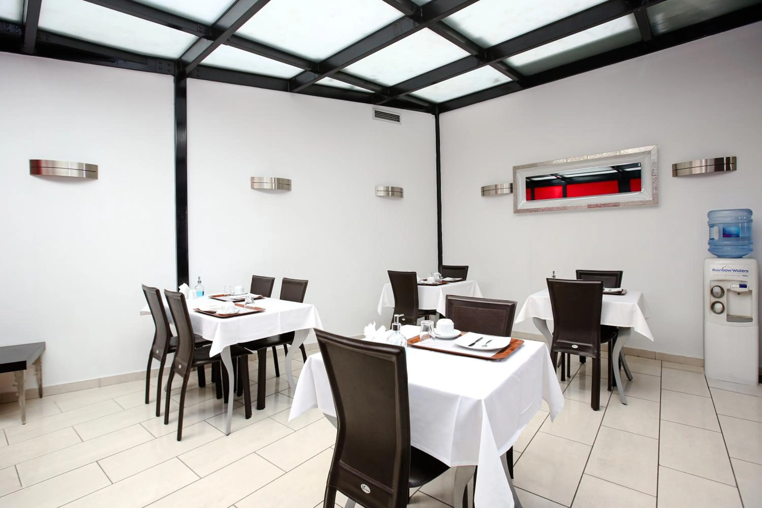 Dining area in Hotel Astron