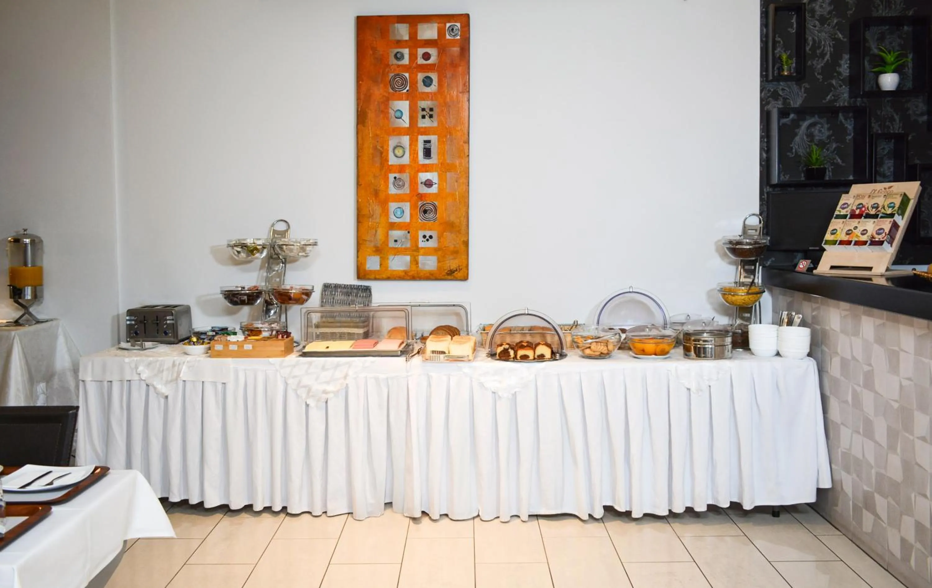 Food in Hotel Astron