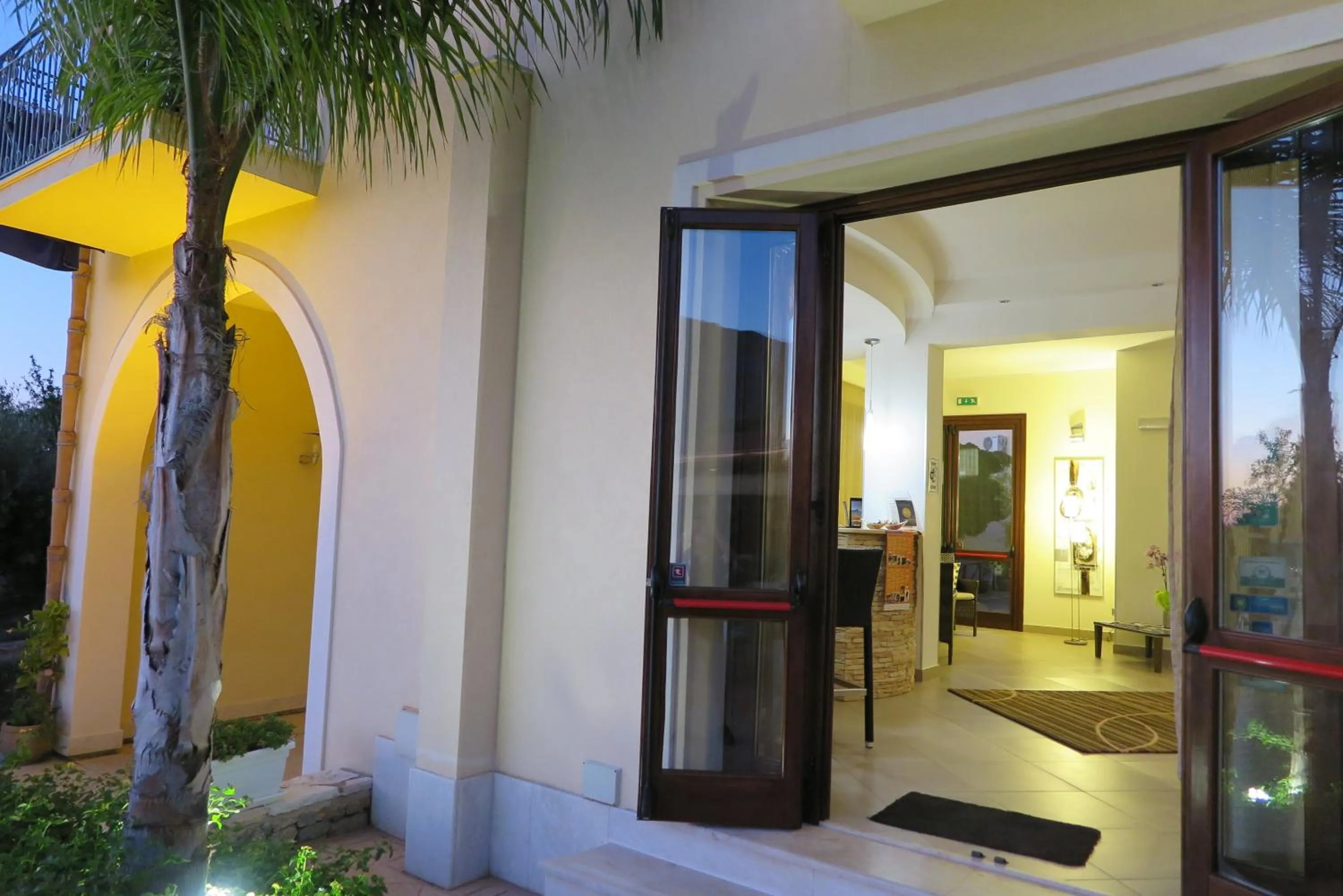 Facade/entrance in Trigrana Vacanze Hotel