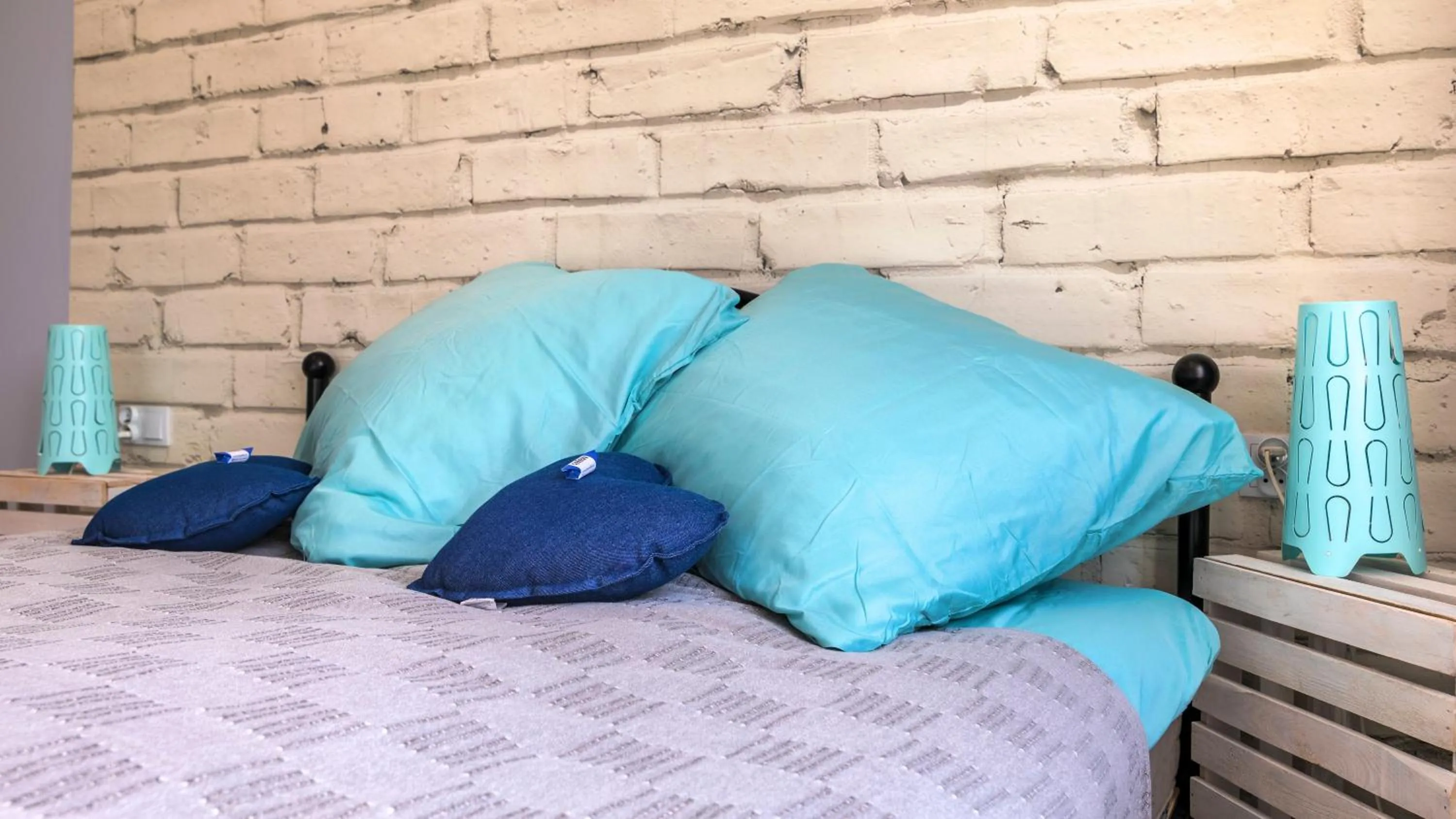 Bed in Maya's Flats & Resorts 19 & 20 - Ogarna