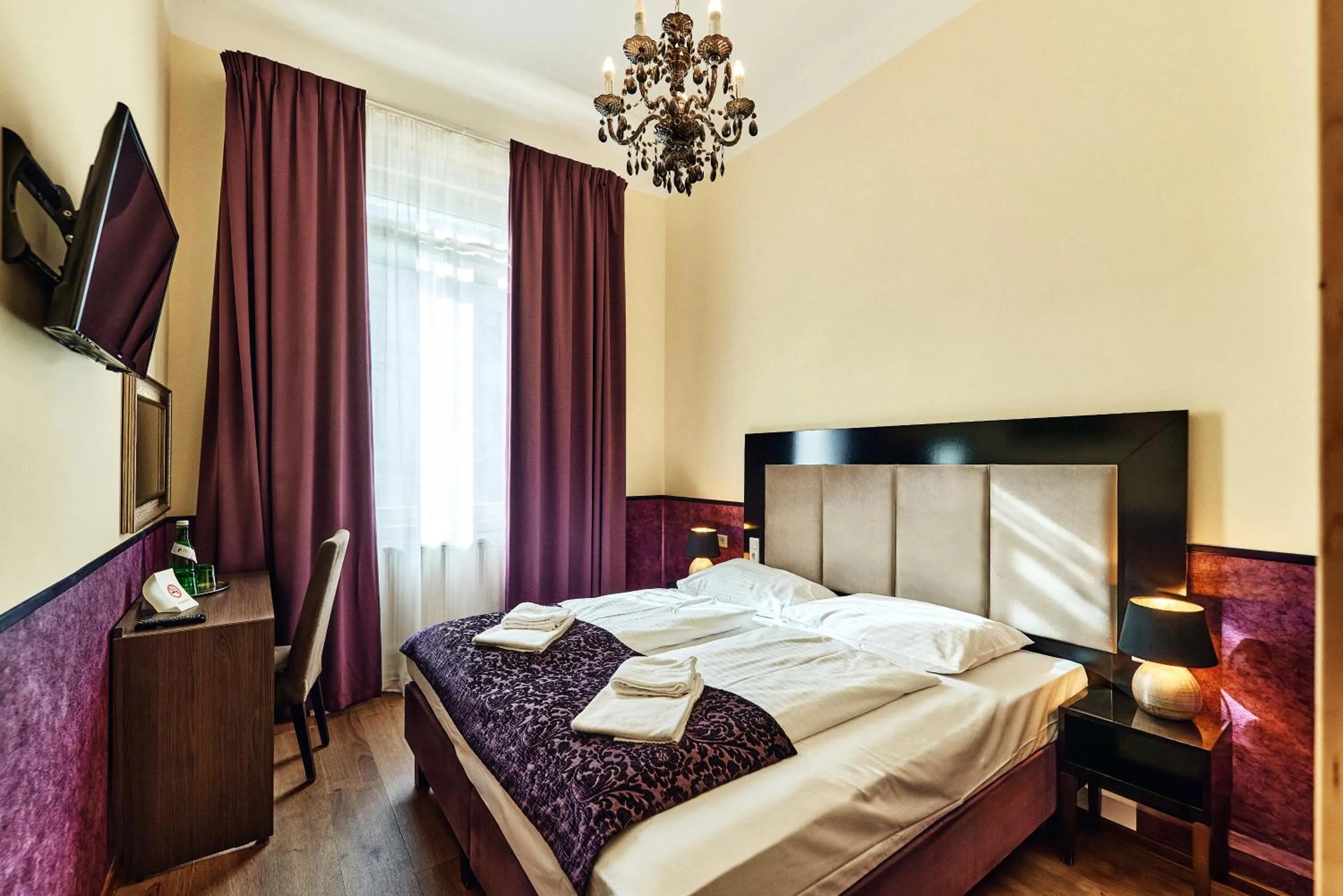 Bed in Hotel Pension Baron am Schottentor