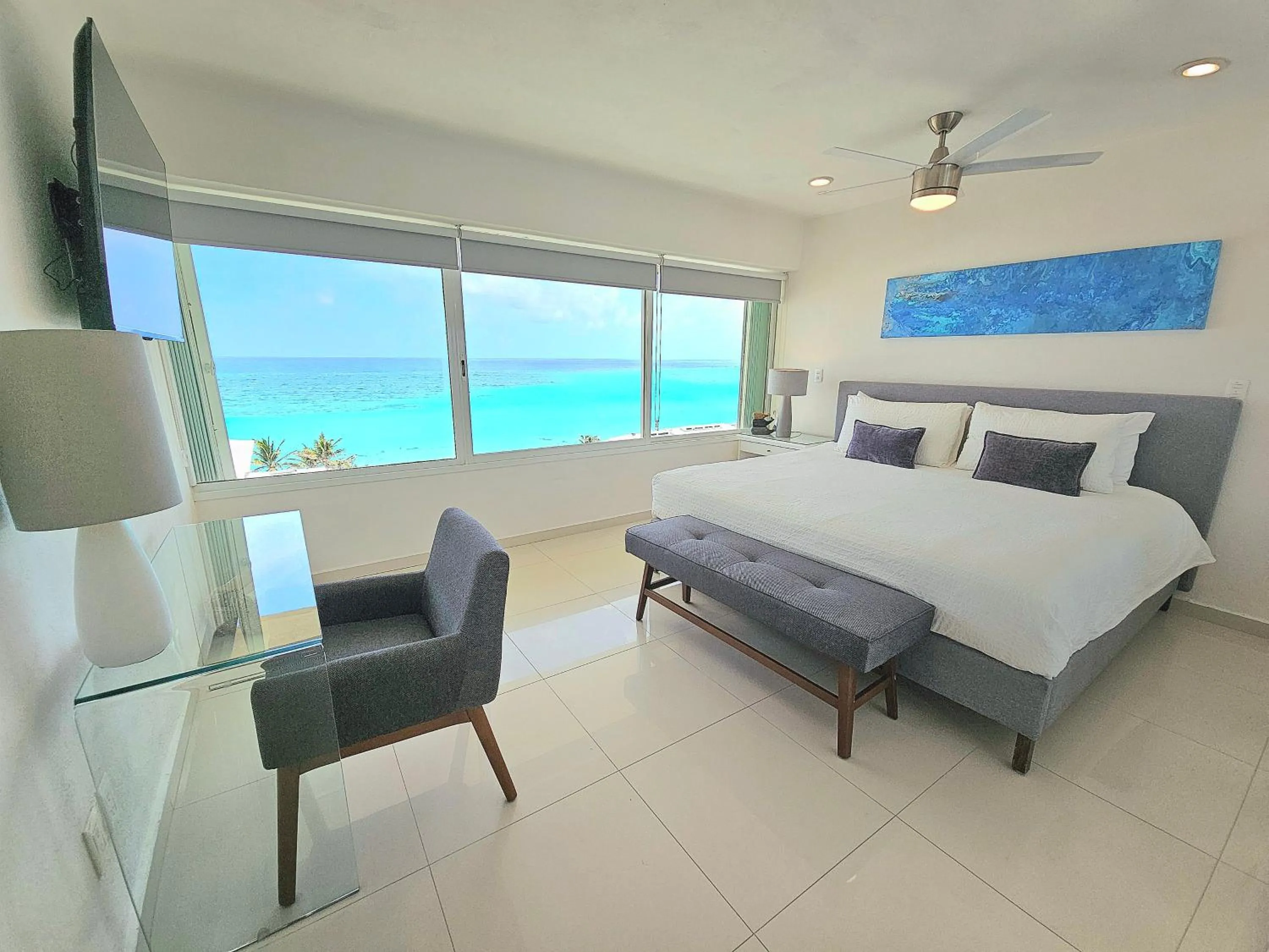 Beachfront Three-Story Coastal Penthouse, 3BR-3BA