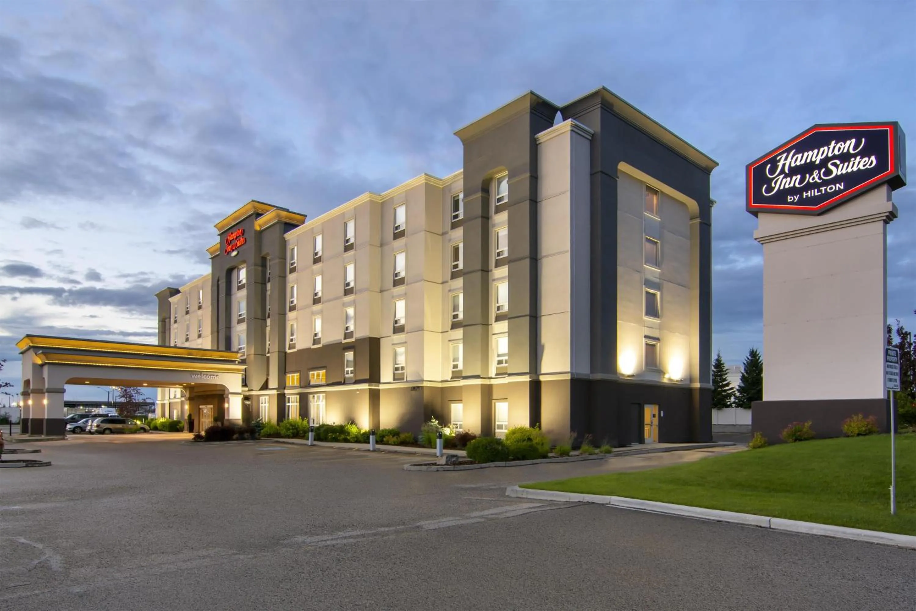 Hampton Inn & Suites Edmonton/West