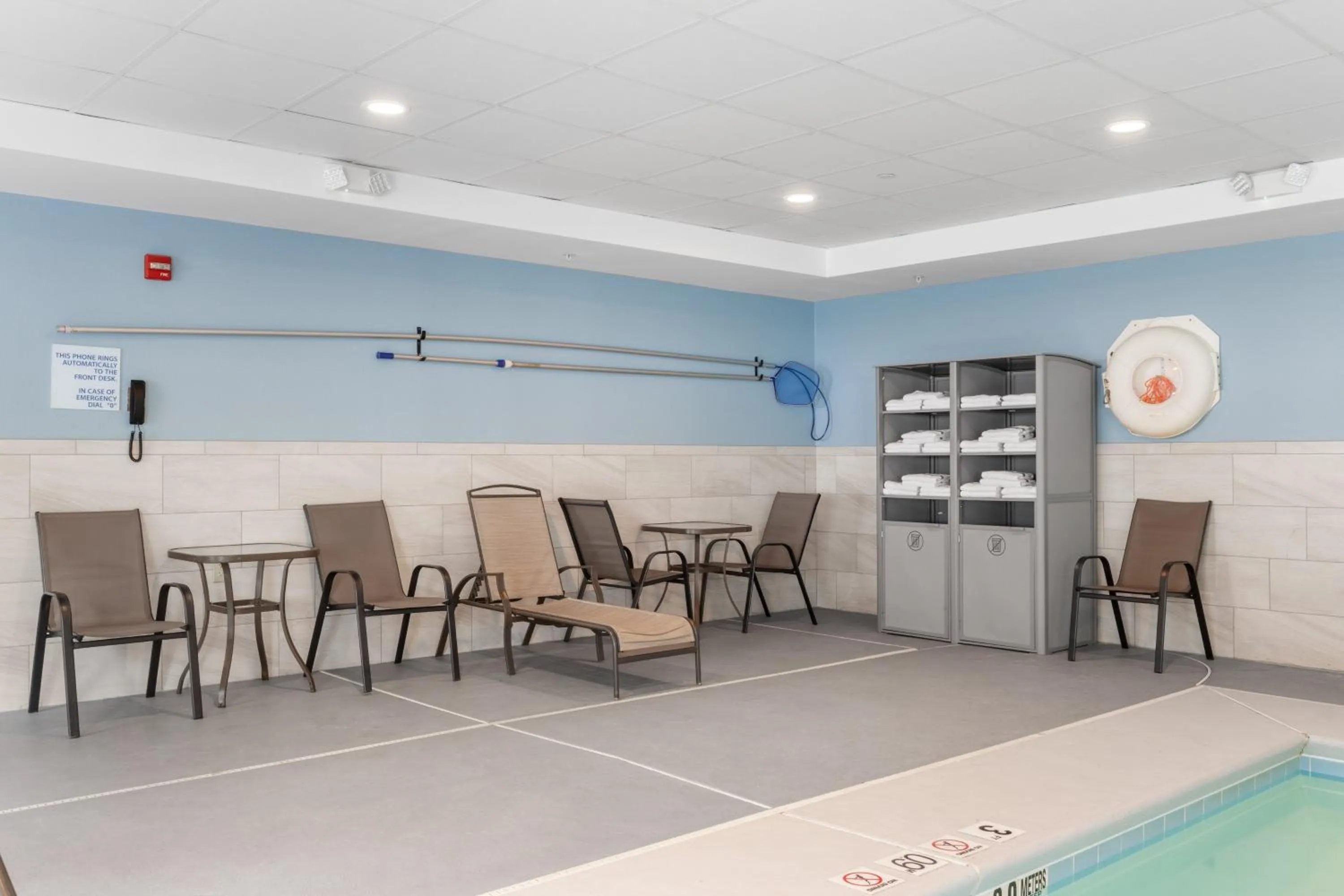 Swimming pool in Holiday Inn Express Hartford-Newington by IHG
