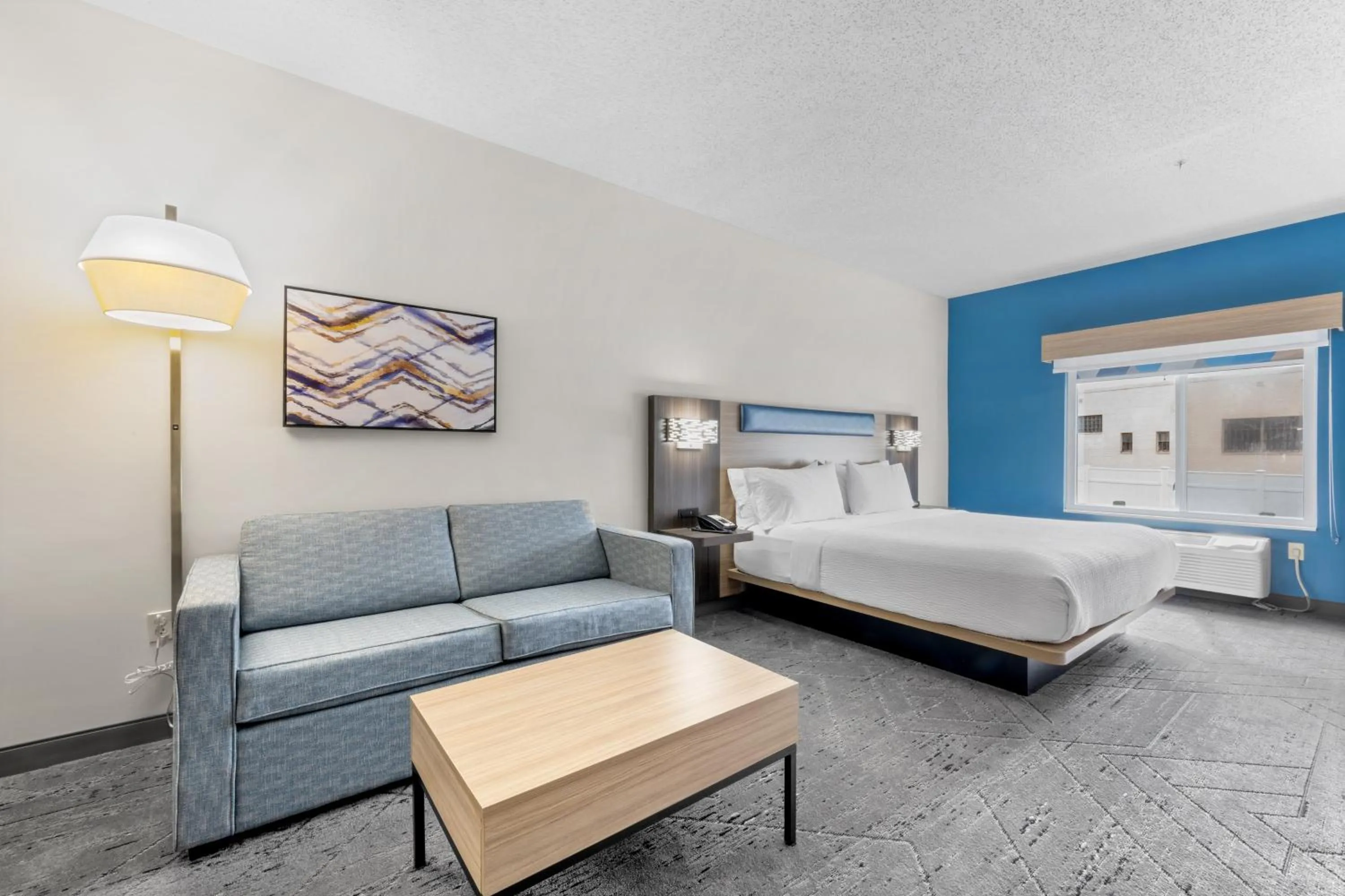 Photo of the whole room, Bed in Holiday Inn Express Hartford-Newington by IHG
