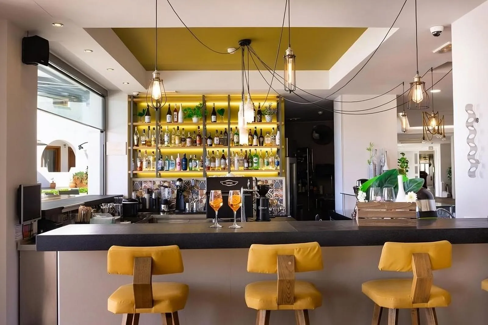 Lounge or bar in Alianthos Estate Resort - ex Alianthos Garden