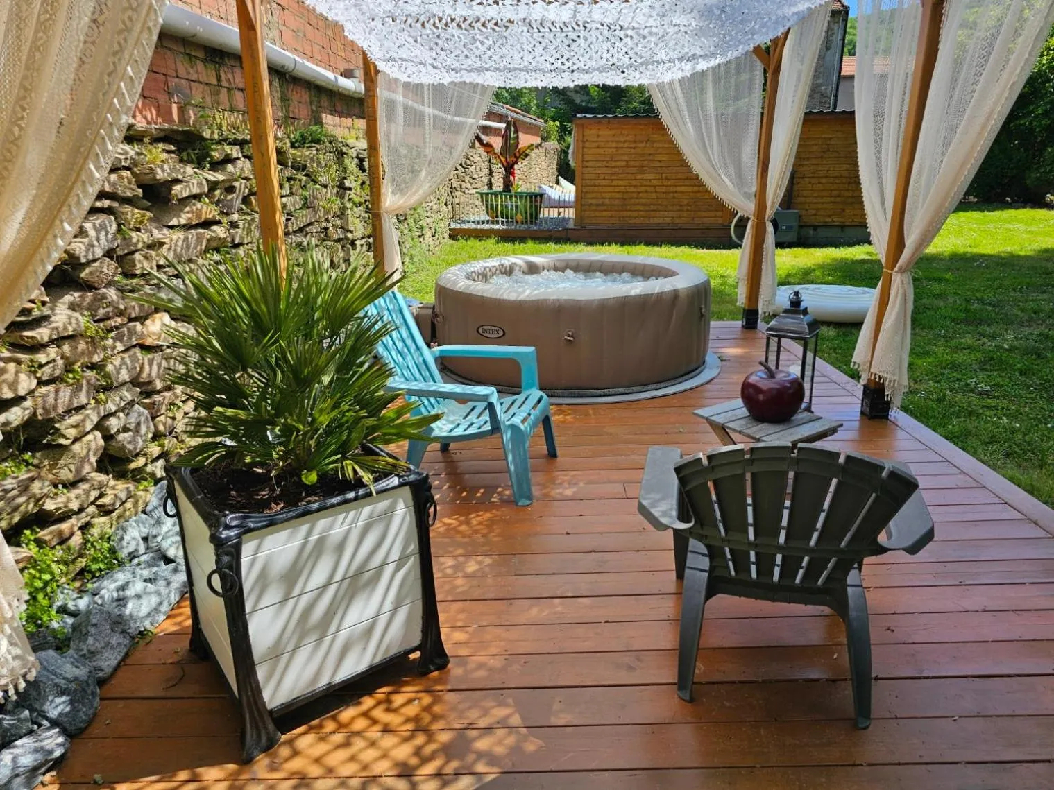 Hot Tub in Bastide du Thoré