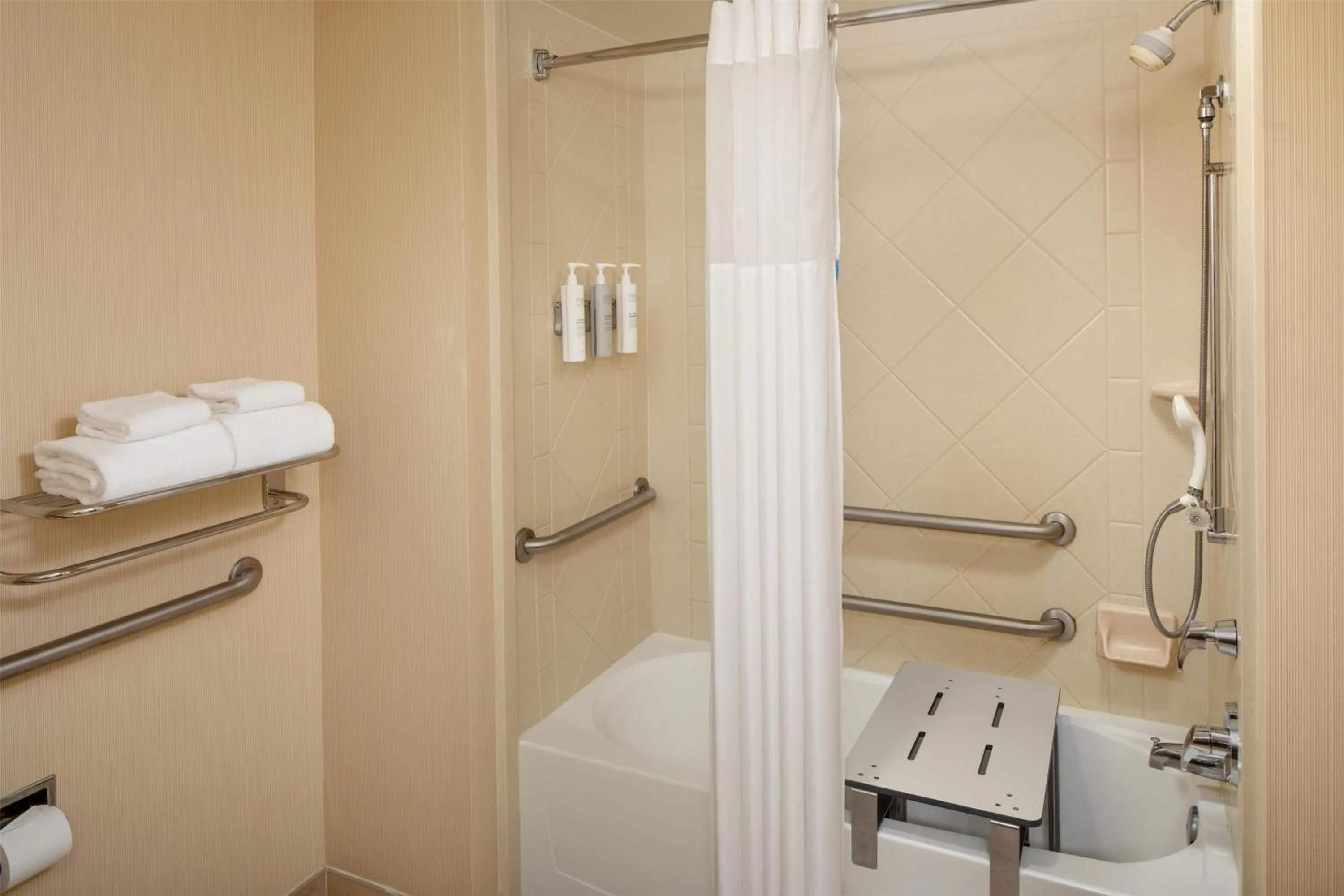 Bathroom in Hampton Inn & Suites Mystic