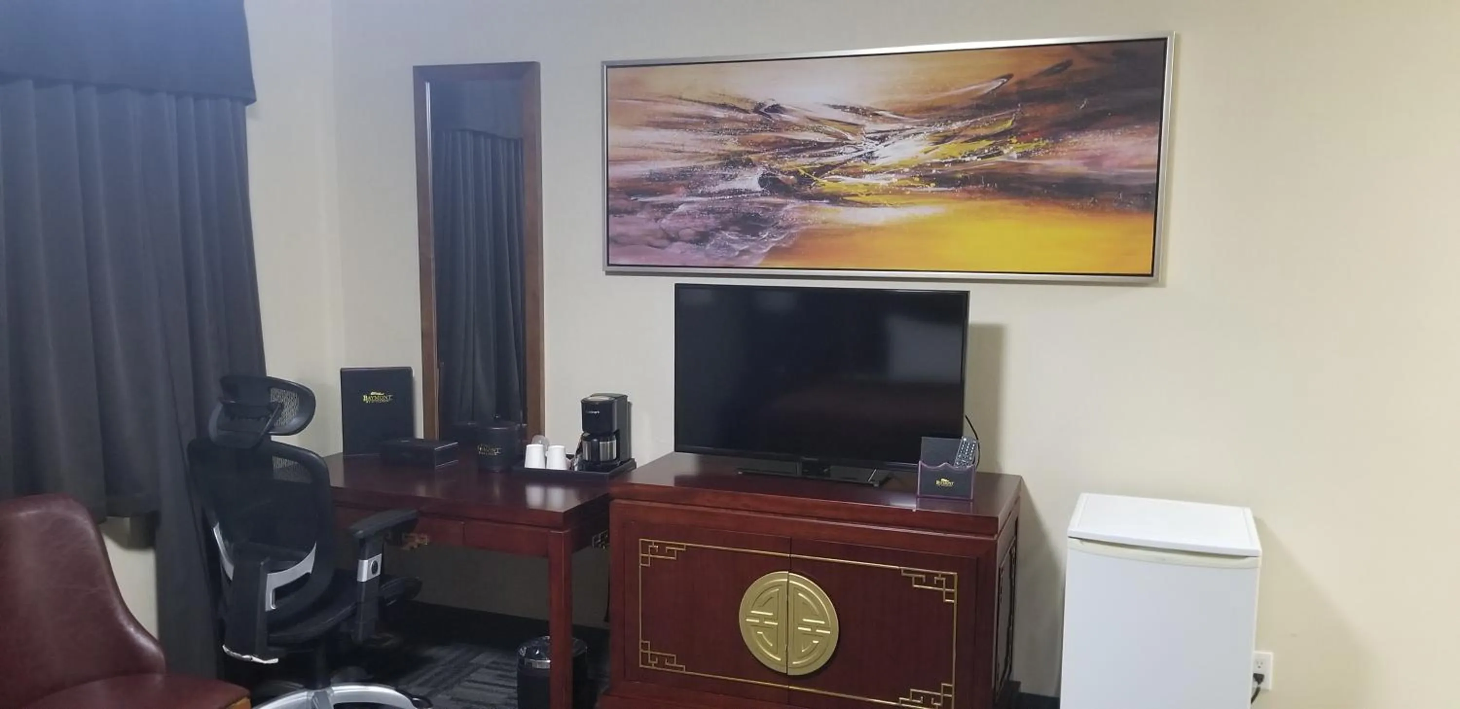 Baymont by Wyndham Montreal Airport