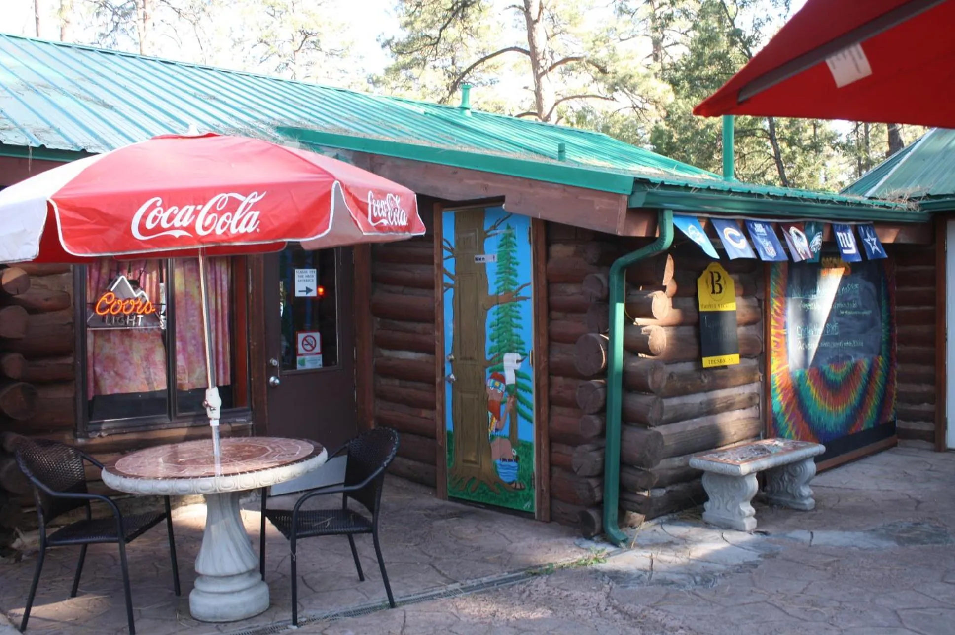 Restaurant/places to eat in Lumbermen's Village