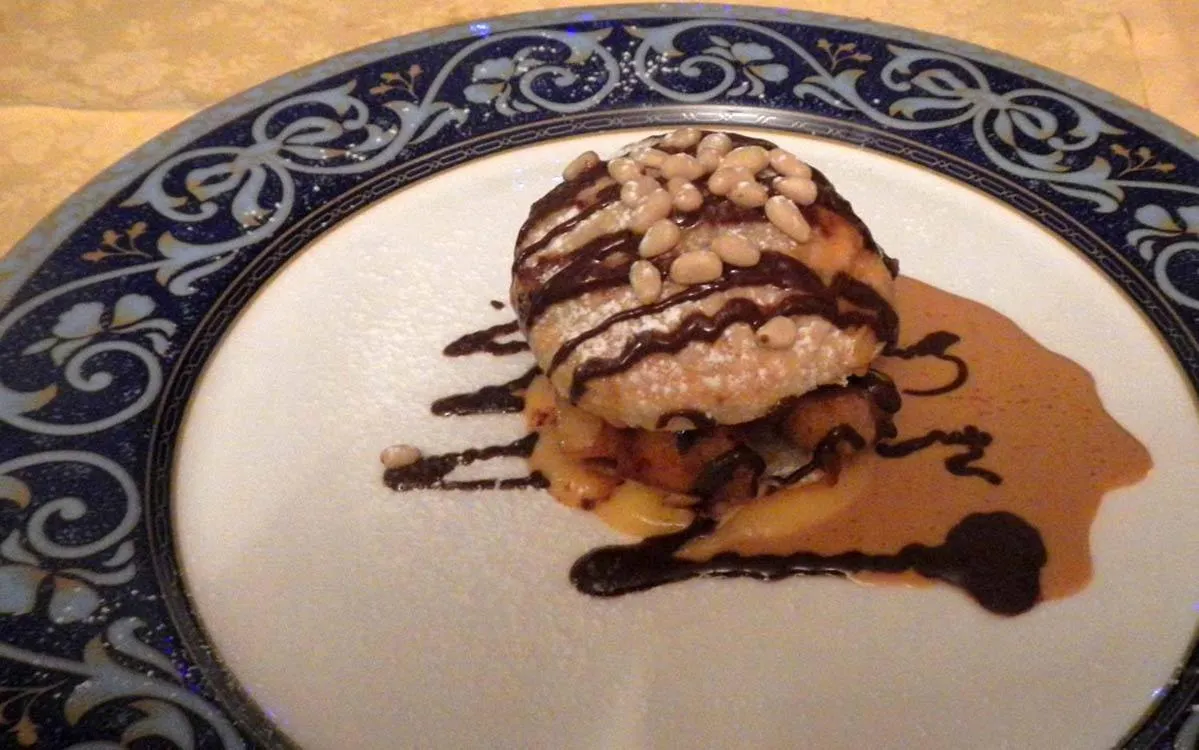 Food in Debra Park Hotel