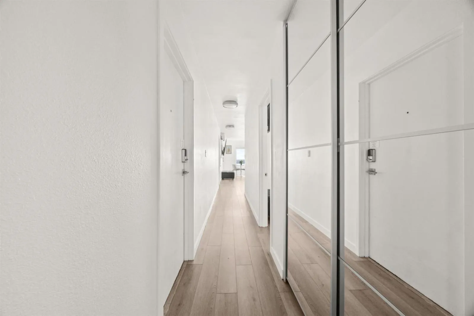 Property building in 103-Luxury3