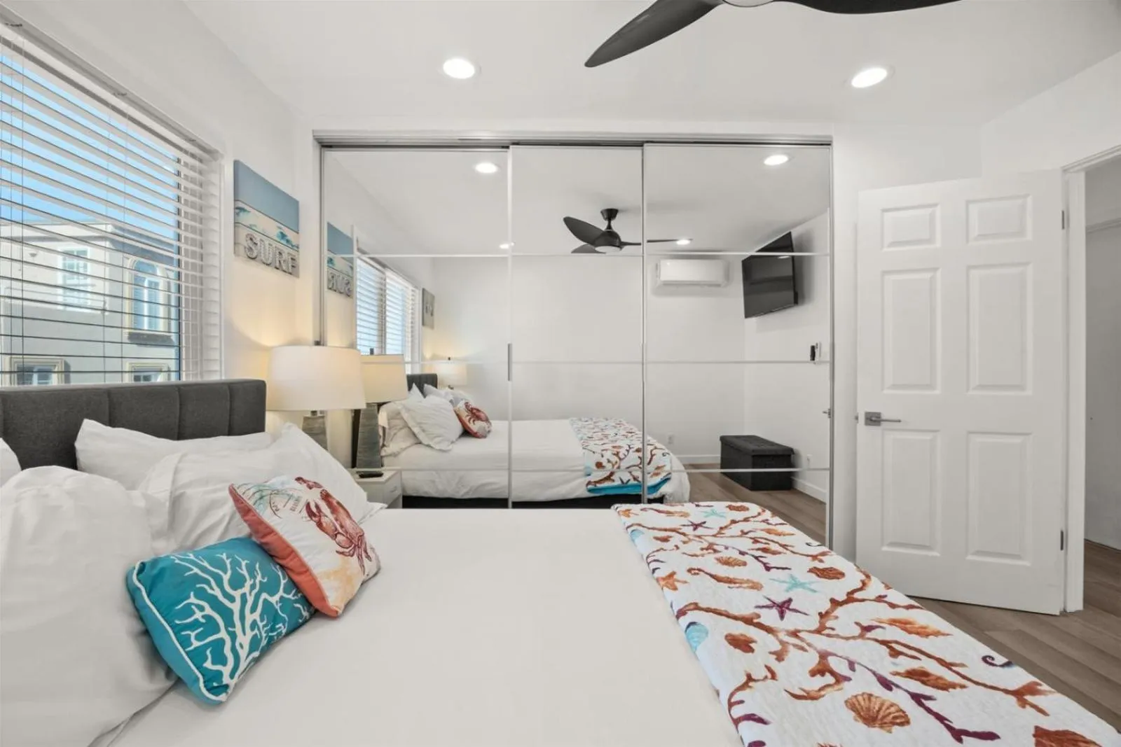 Property building, Bed in 103-Luxury3