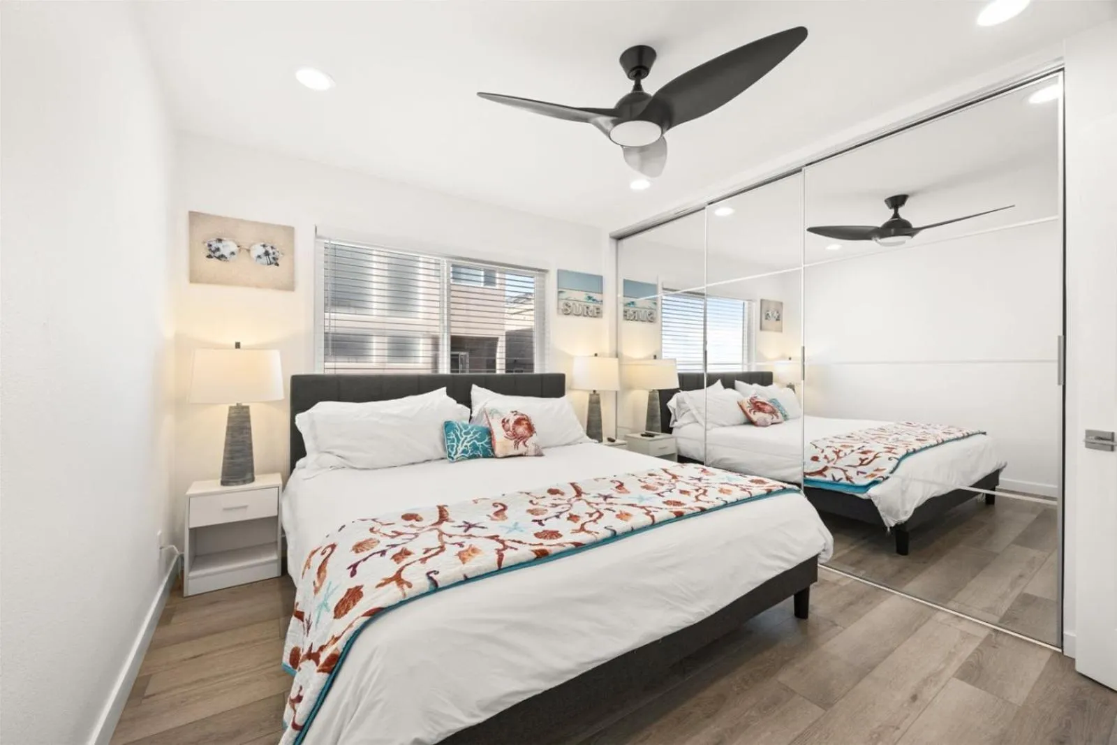 Property building, Bed in 103-Luxury3