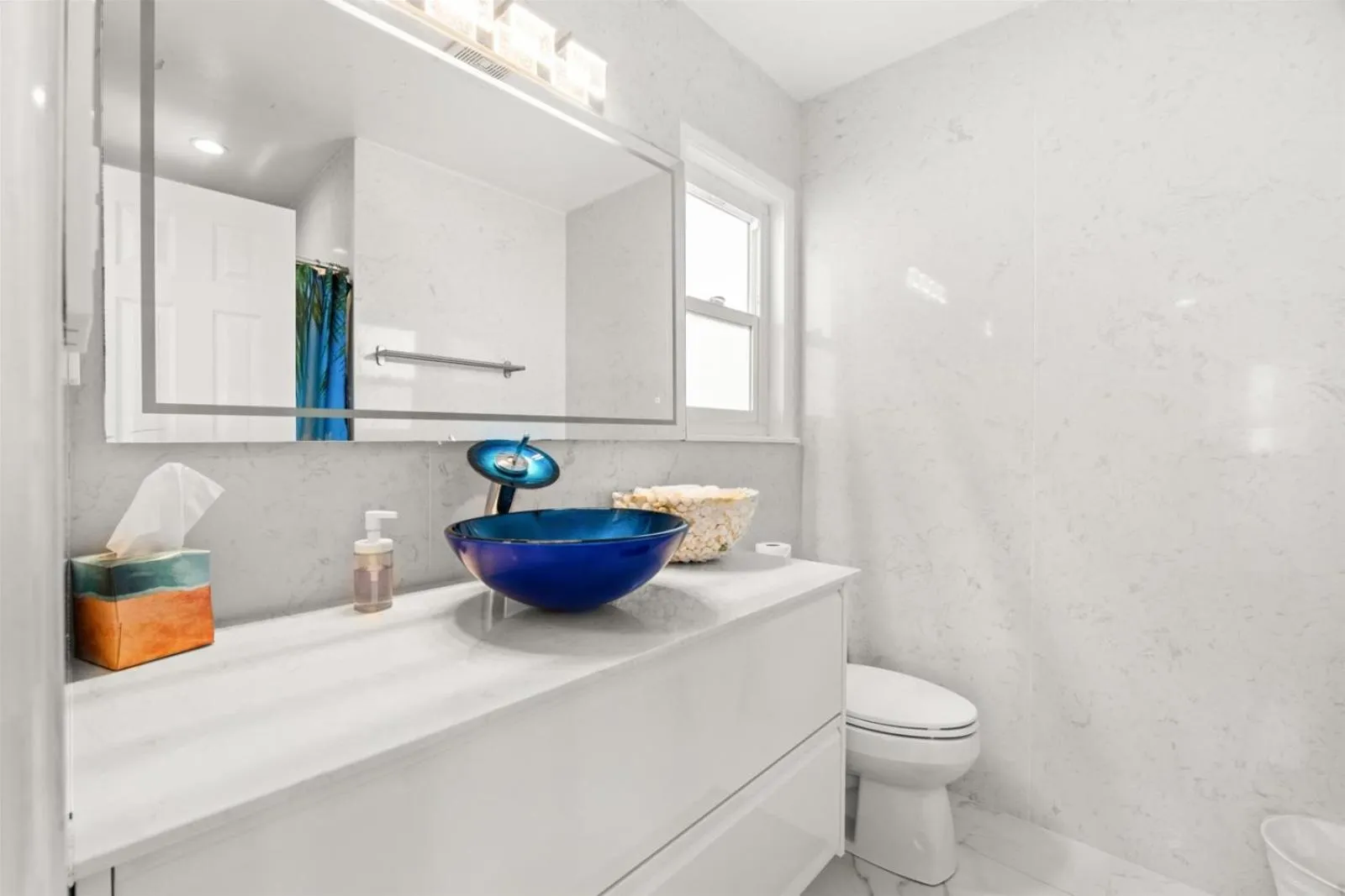 Property building in 103-Luxury3