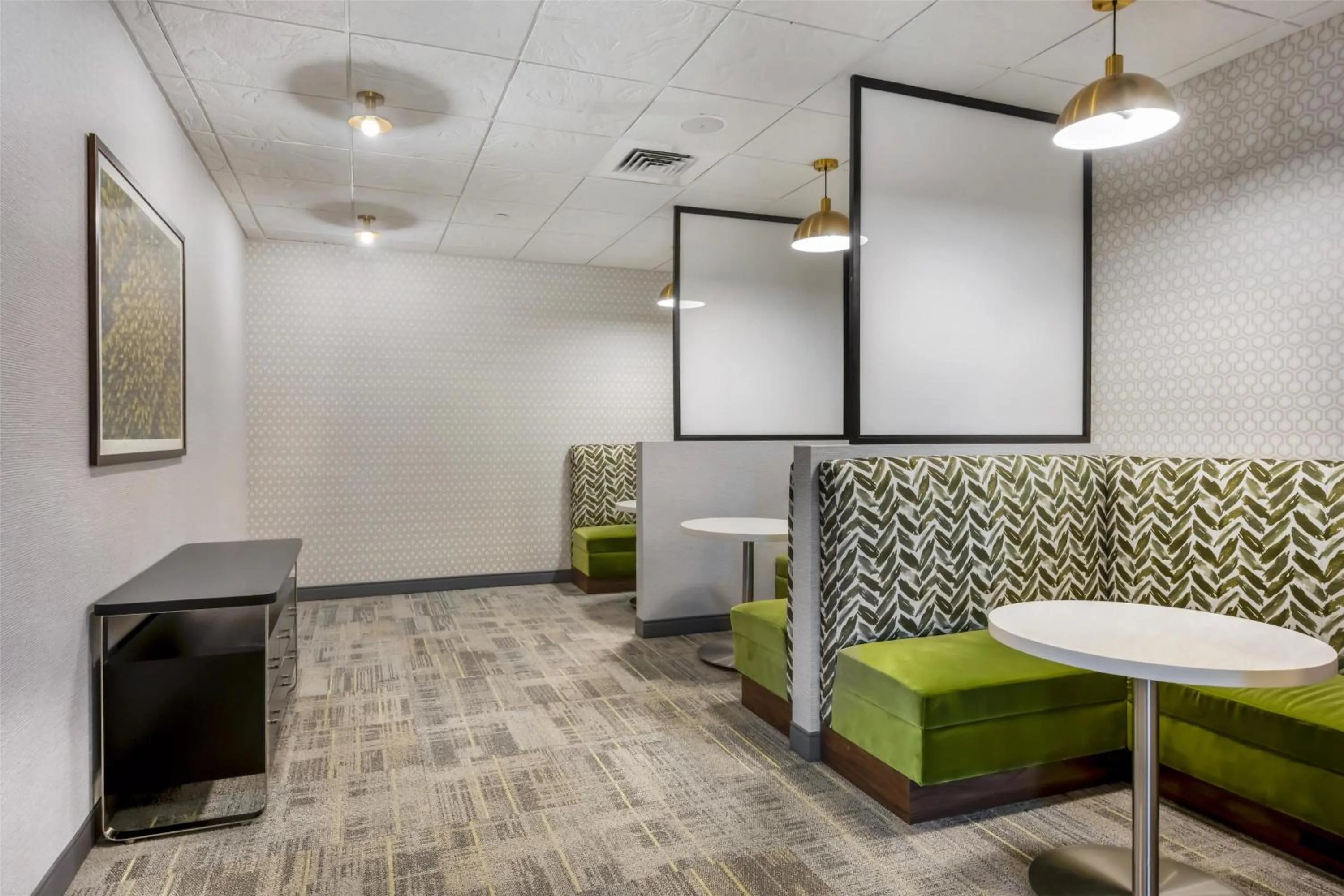 Business facilities in Hampton Inn and Suites Coeur d'Alene