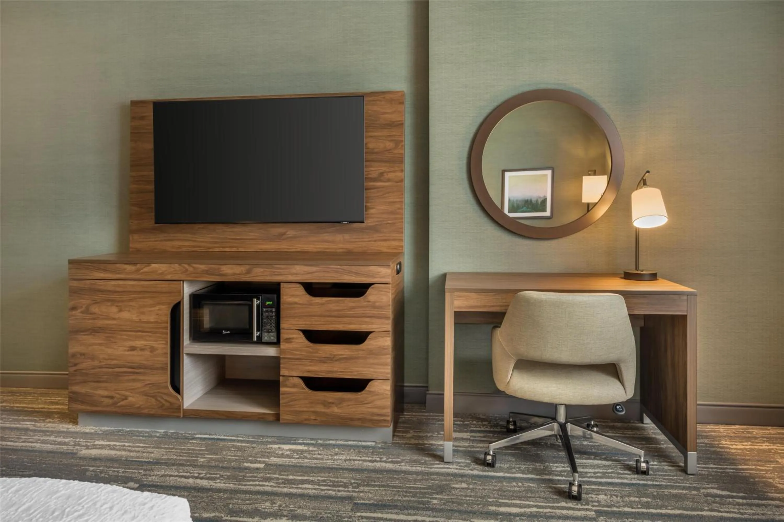 Bedroom in Hampton Inn and Suites Coeur d'Alene