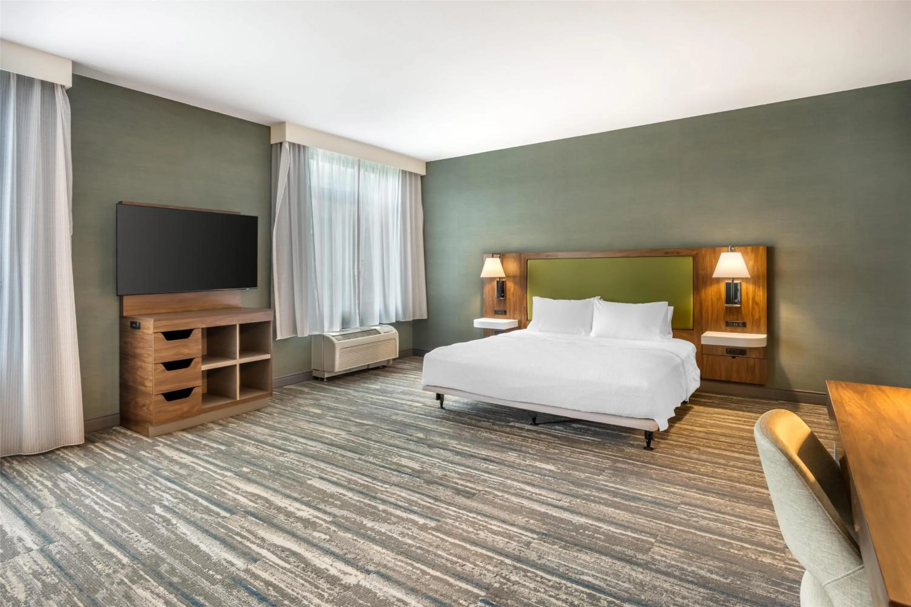 Bed in Hampton Inn and Suites Coeur d'Alene