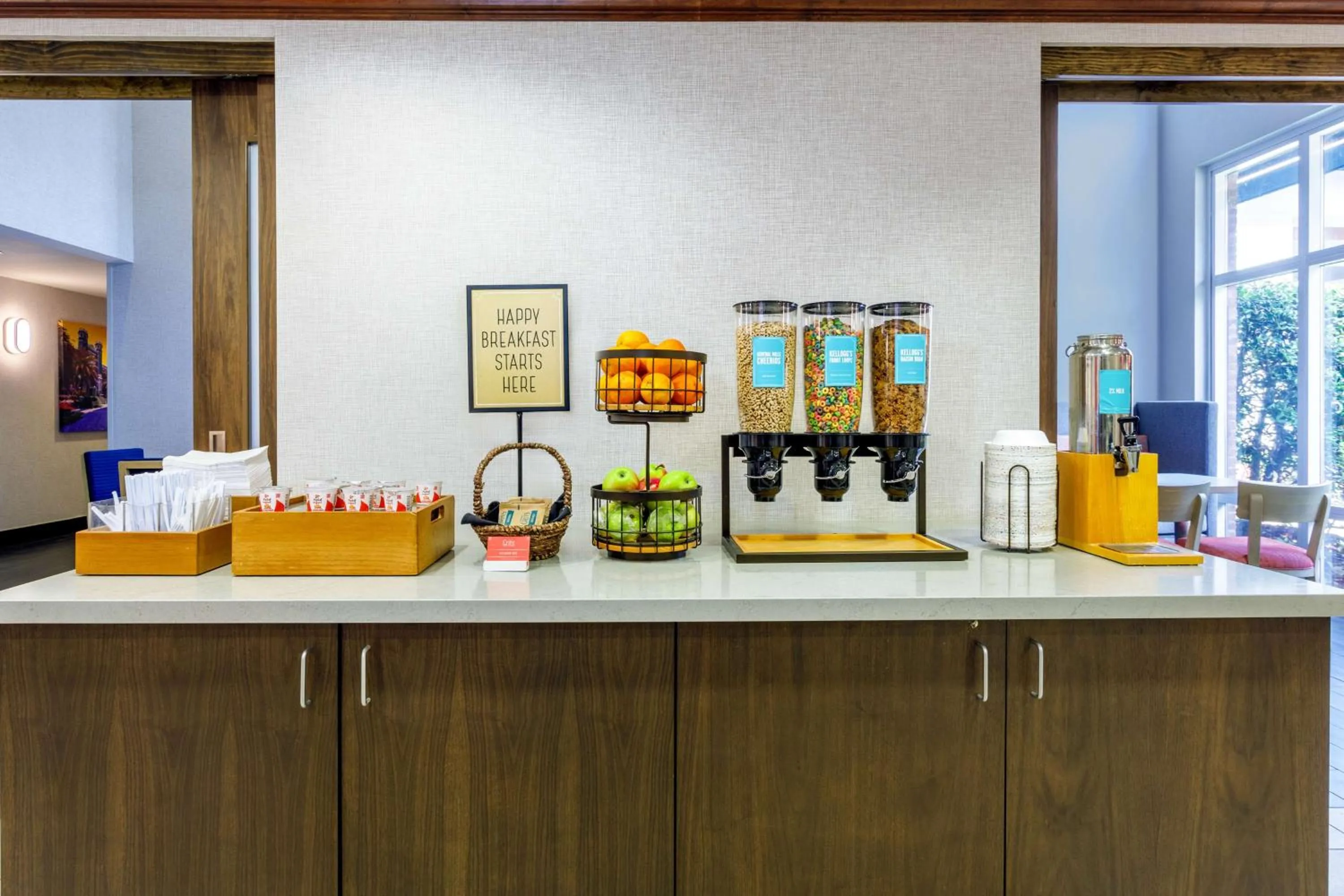 Breakfast in Hampton Inn & Suites Tallahassee I-10-Thomasville Road