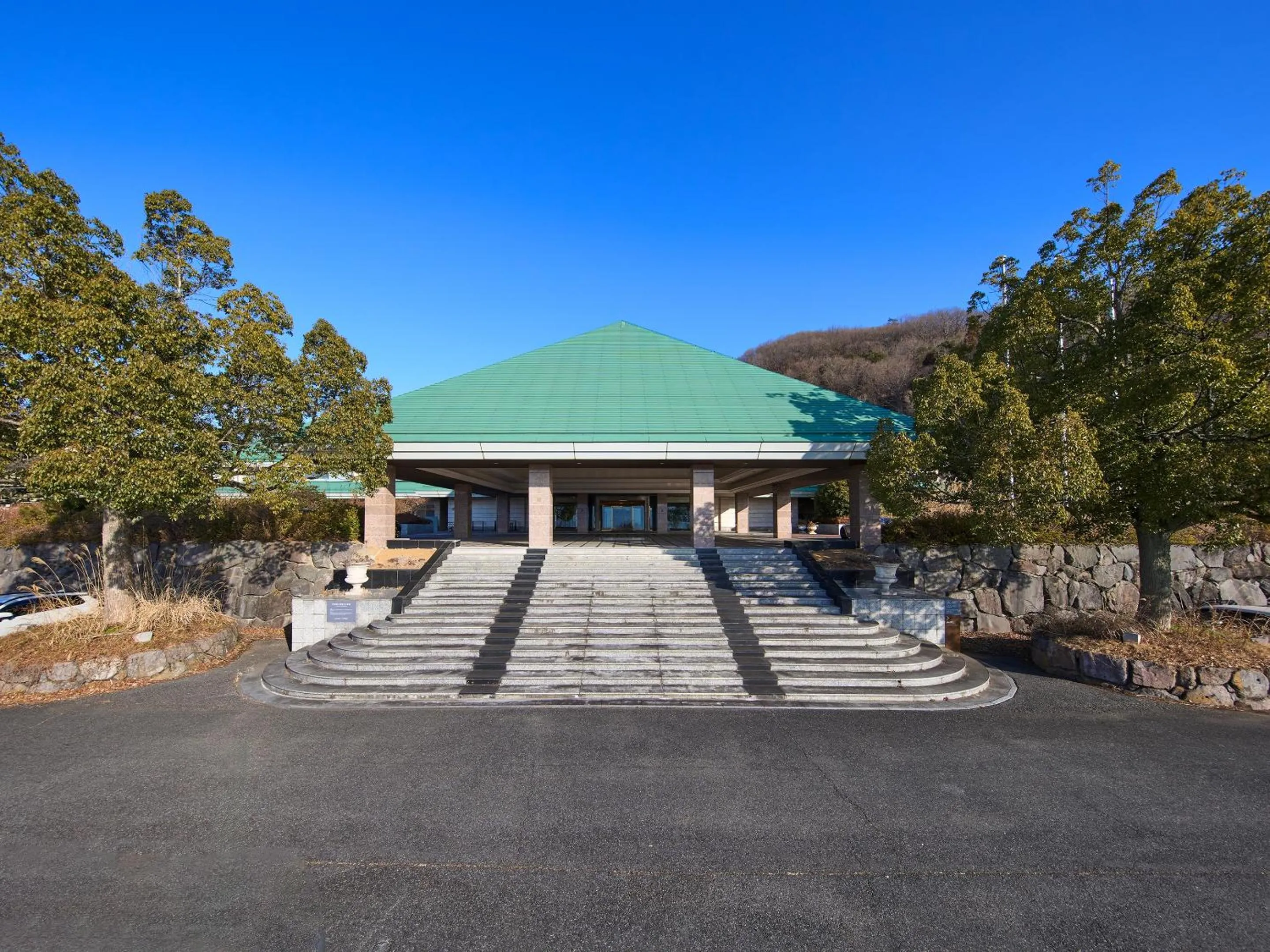 Property building in Mission Hills Hotel