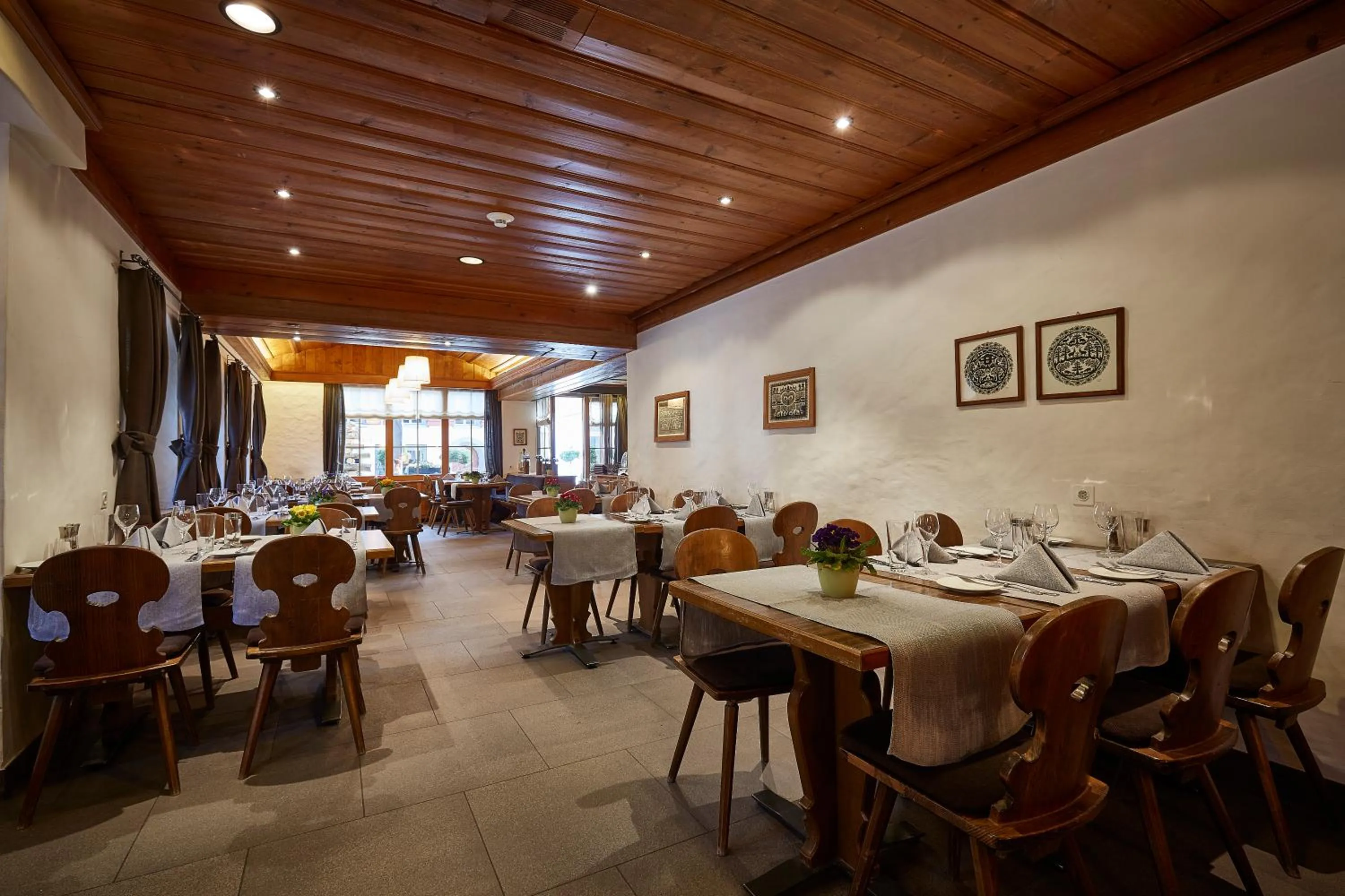 Restaurant/places to eat in Hotel Landhaus