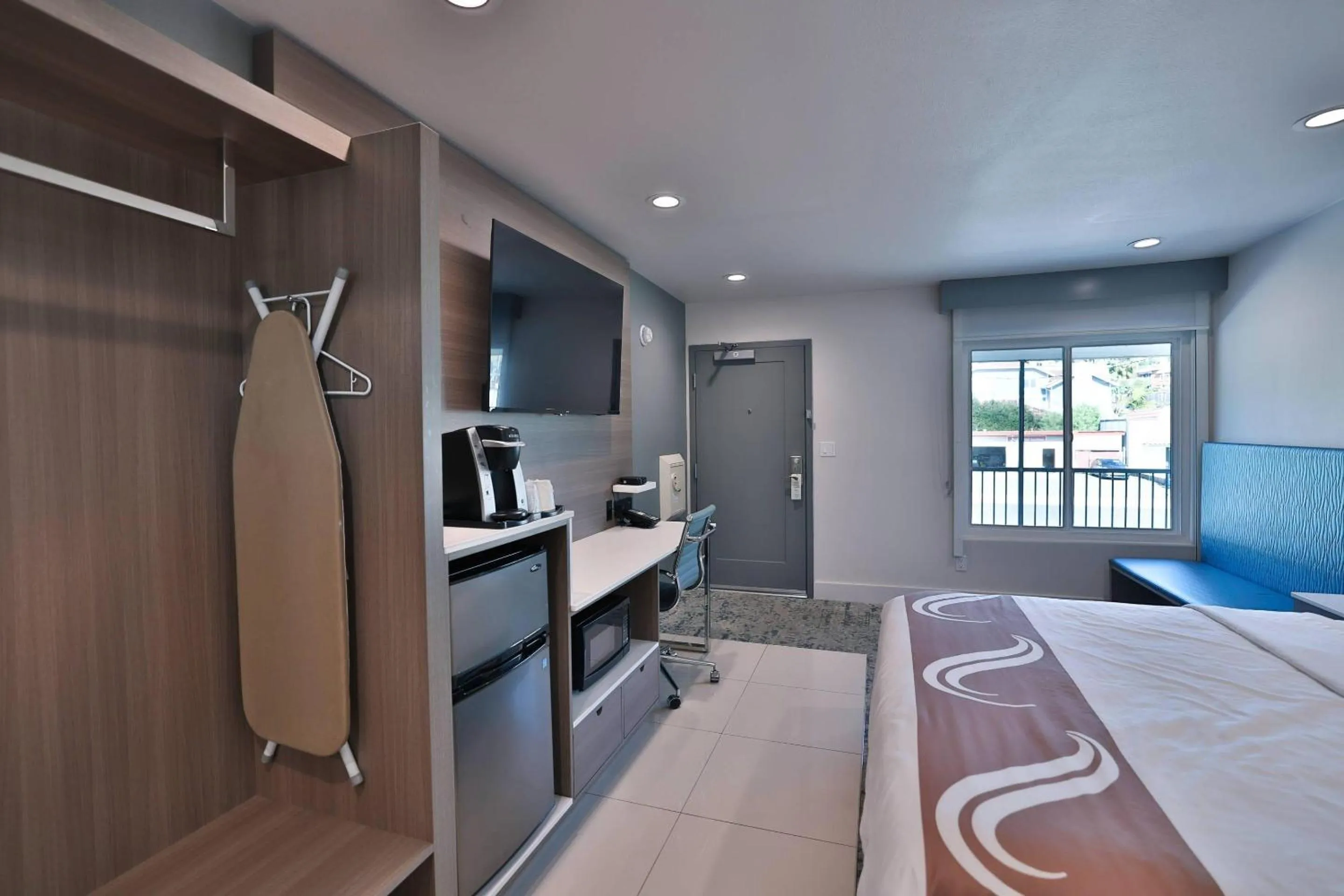 Bedroom, Bed in Rodeway Inn San Clemente