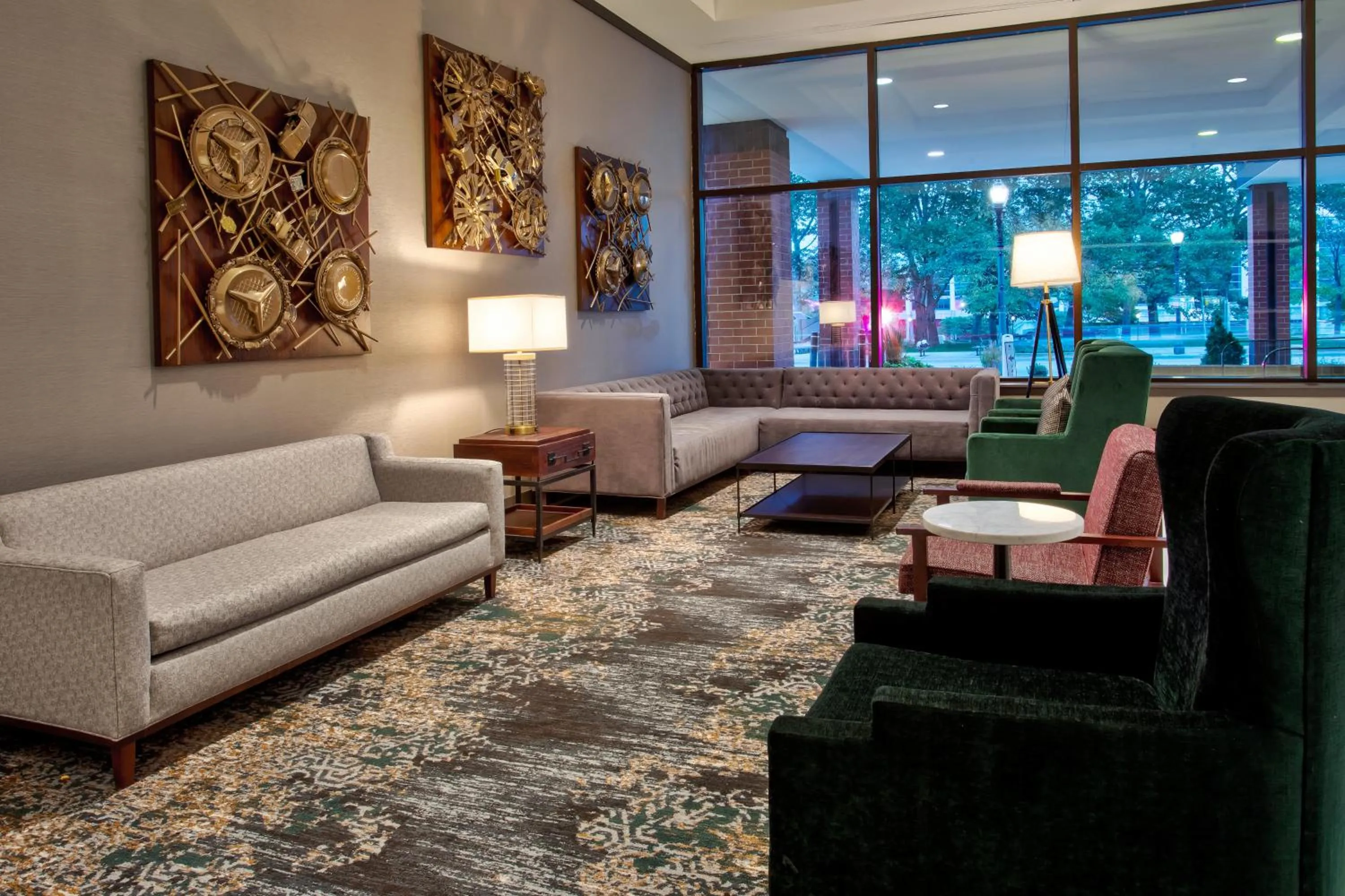 Lobby or reception in DoubleTree by Hilton Lansing