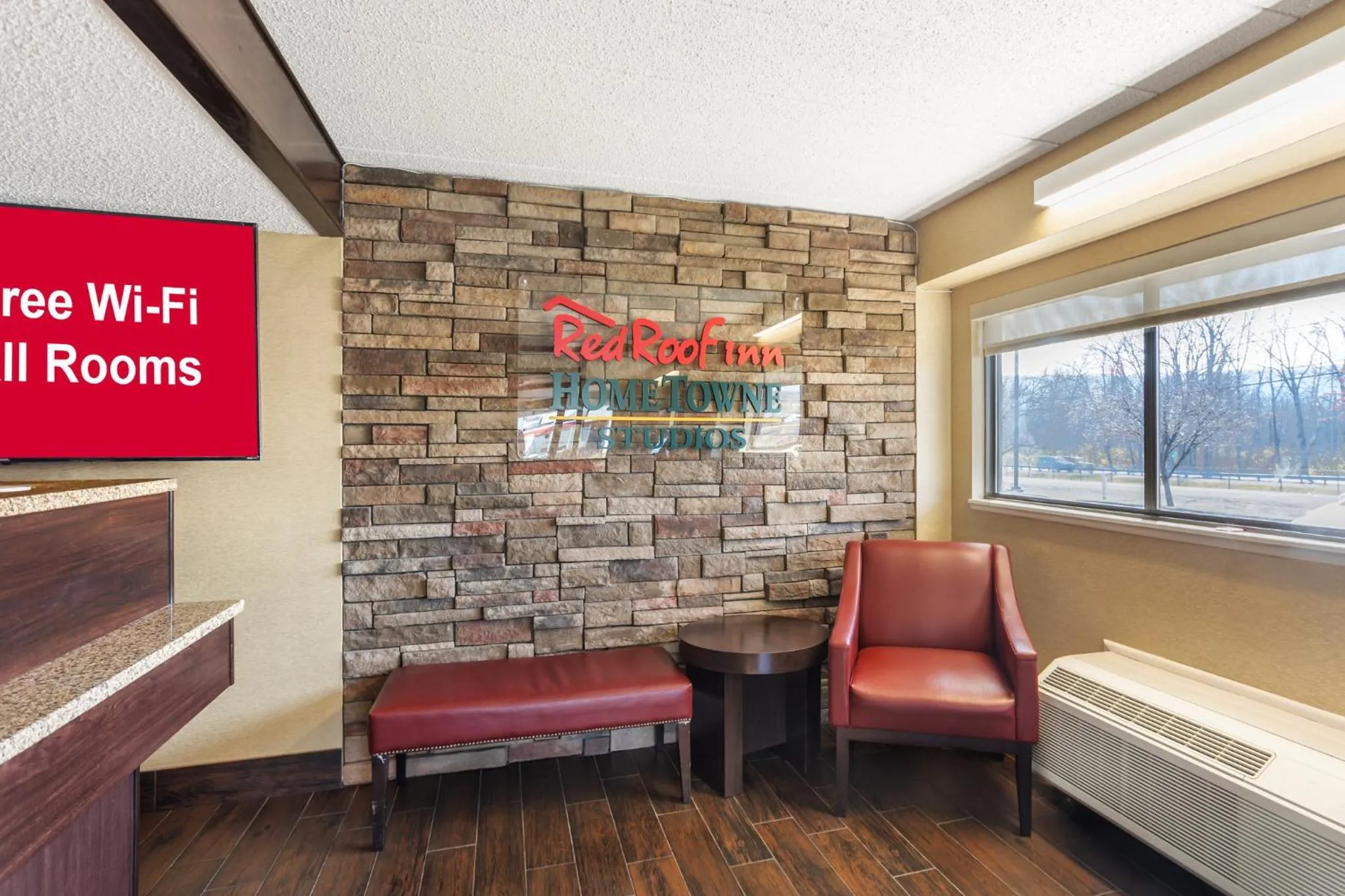 Lobby or reception in Red Roof Inn Danville, PA