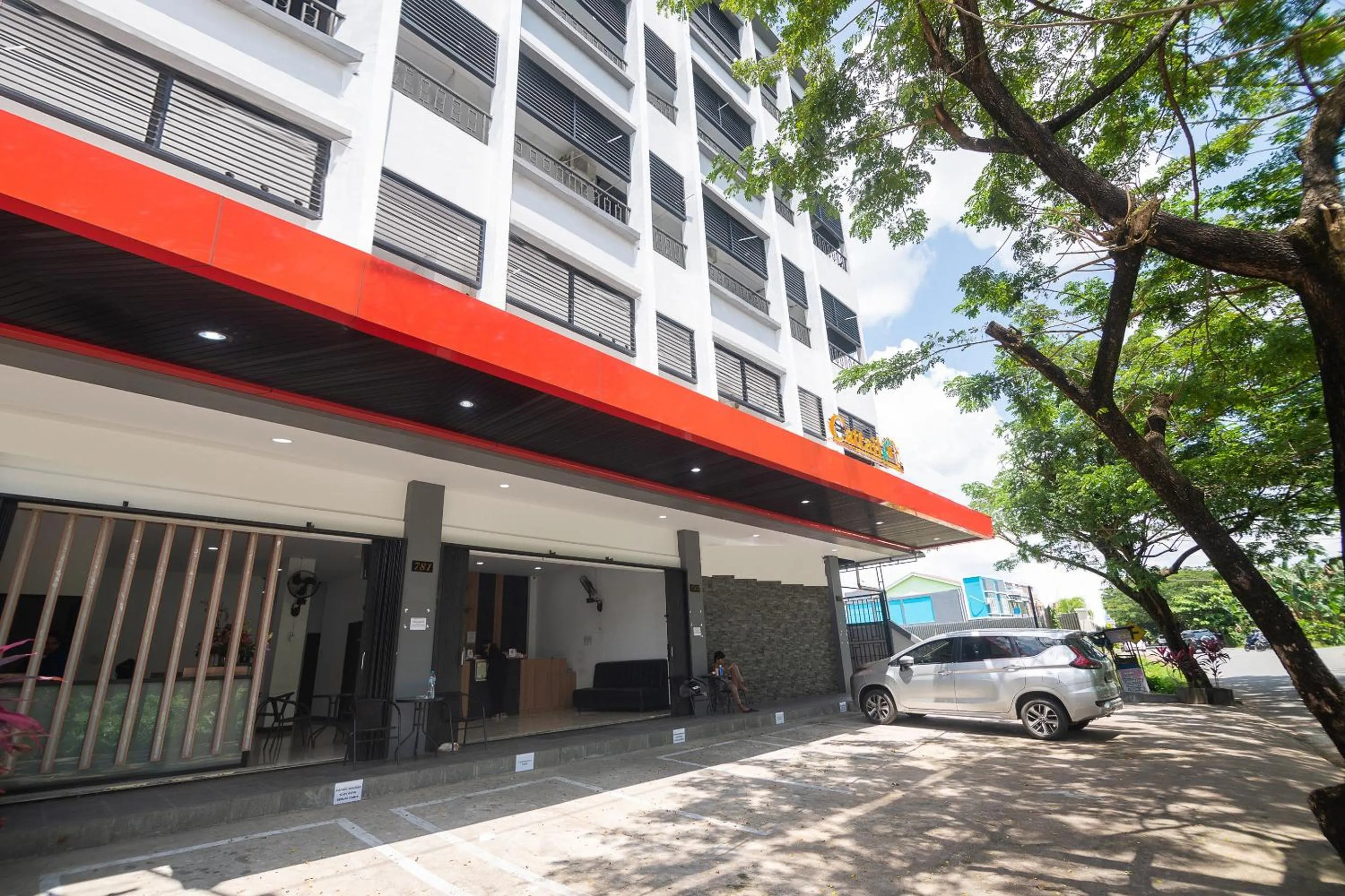 Property building in Cattail Guest House Pontianak