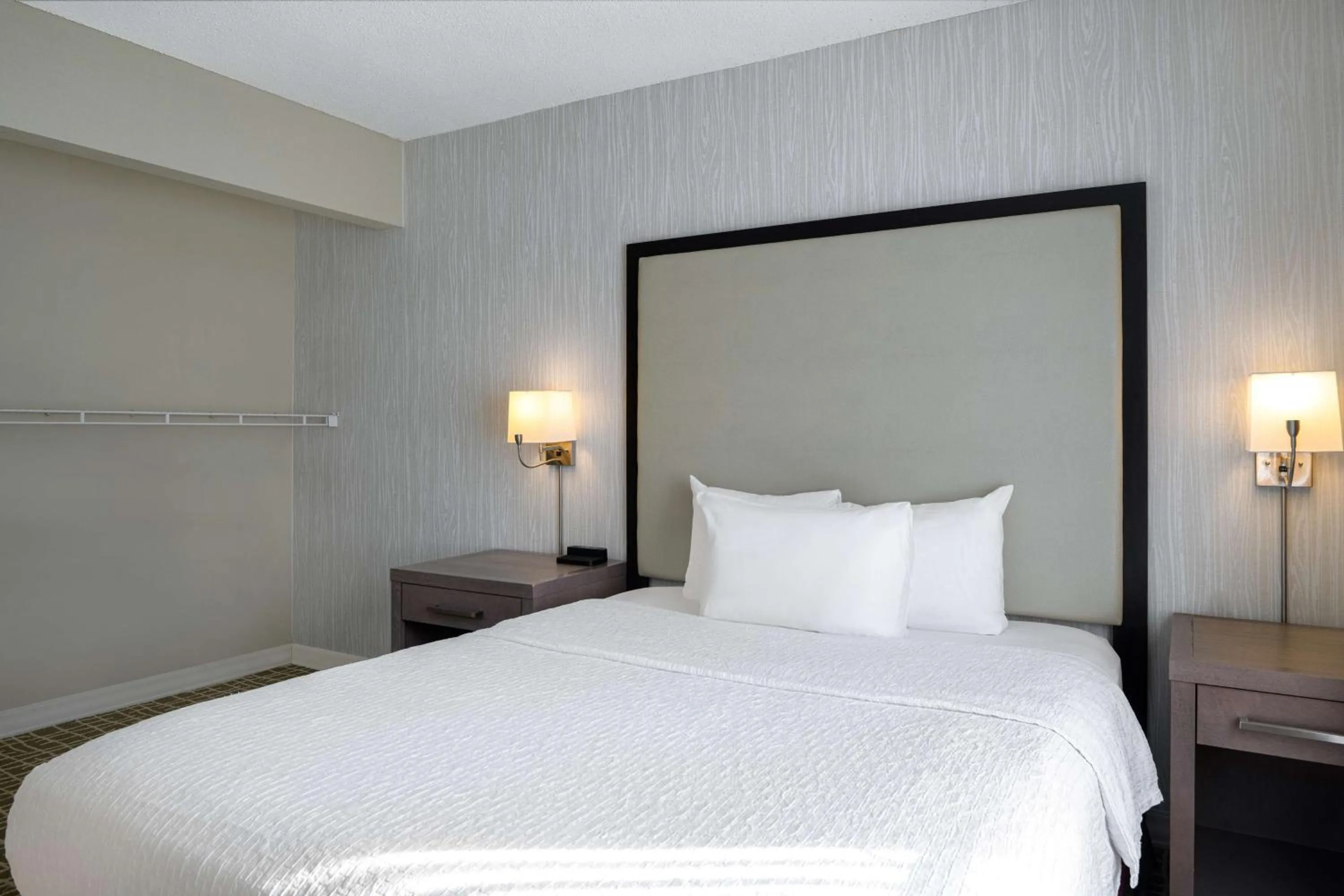 Bed in Homewood Suites by Hilton Tallahassee