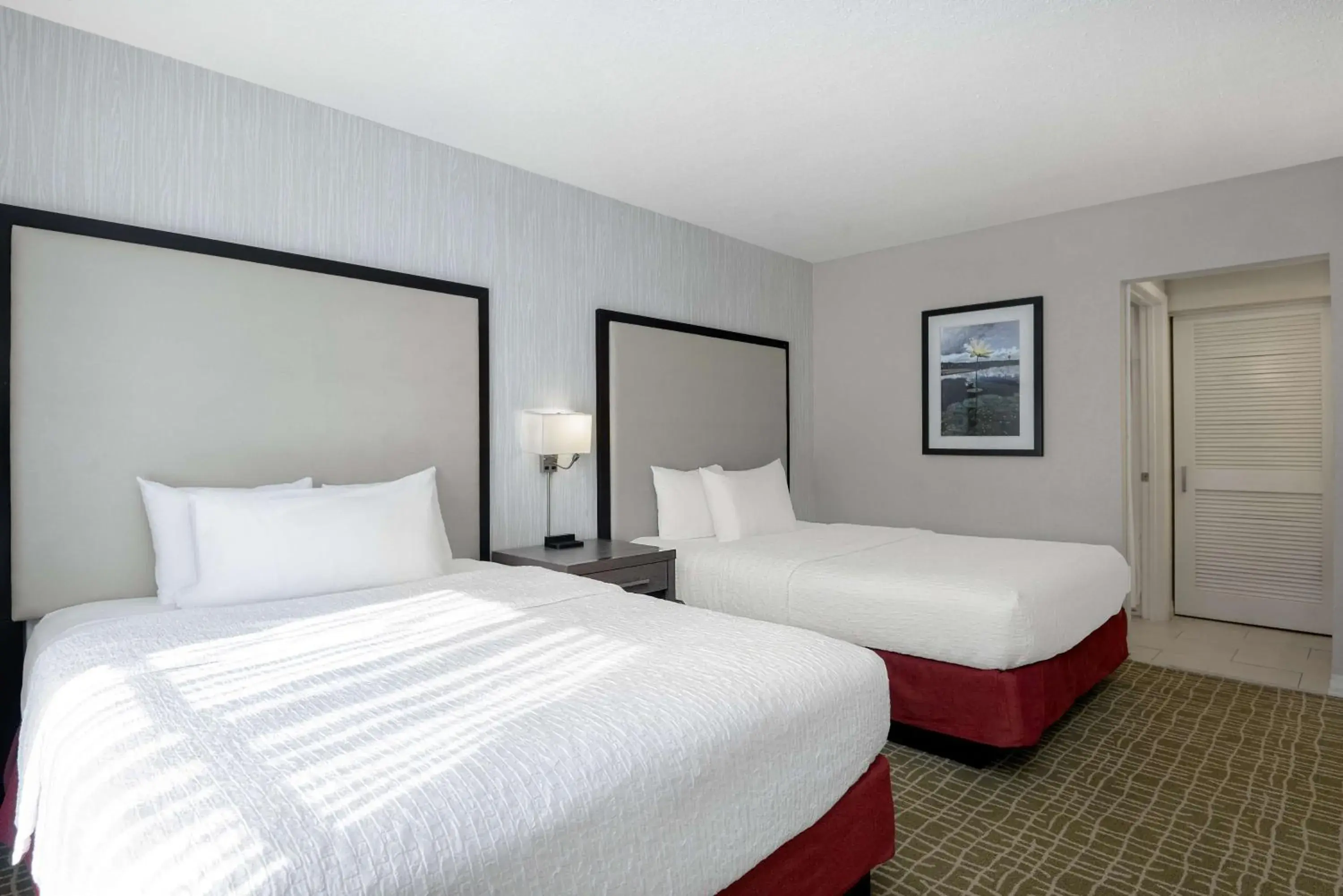 Two Bedroom Suite with One King and Two Queen Beds - Non-Smoking in Homewood Suites by Hilton Tallahassee Two Bedroom Suite with One King and Two Queen Beds - Non-Smoking in Homewood Suites by Hilton Tallahassee