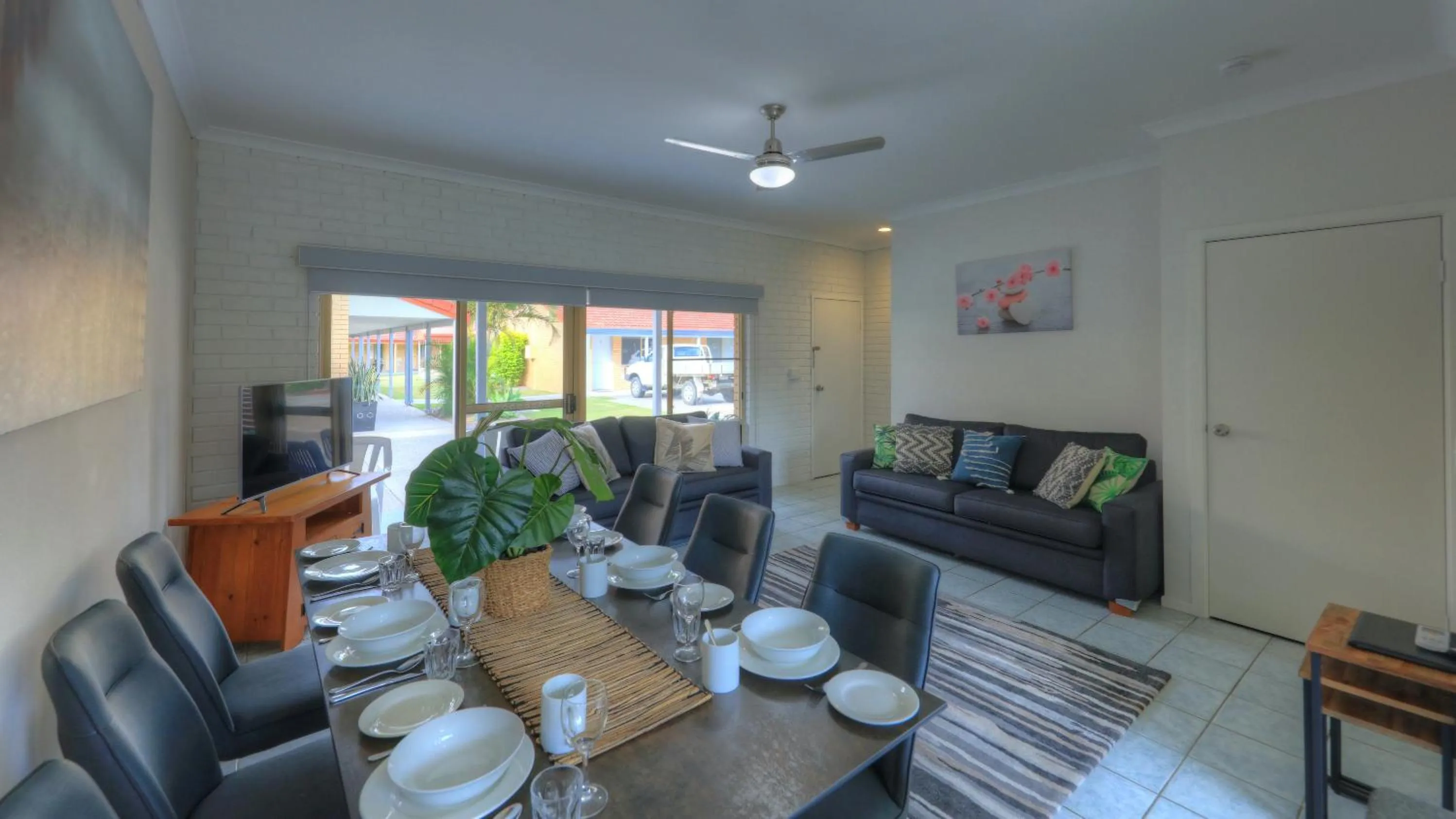 Living room in Yamba Motor Inn