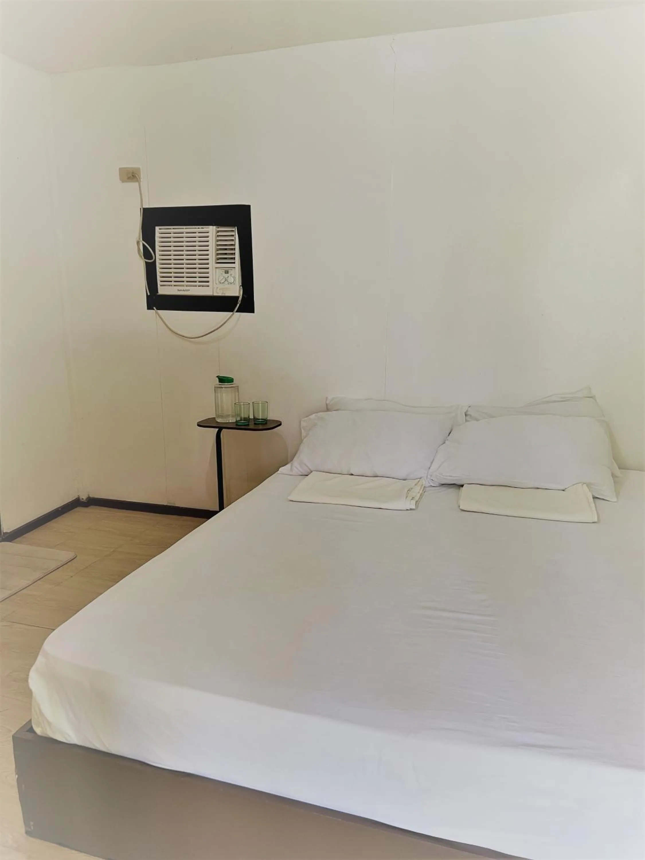 Bed in Siargao Tropic Hostel