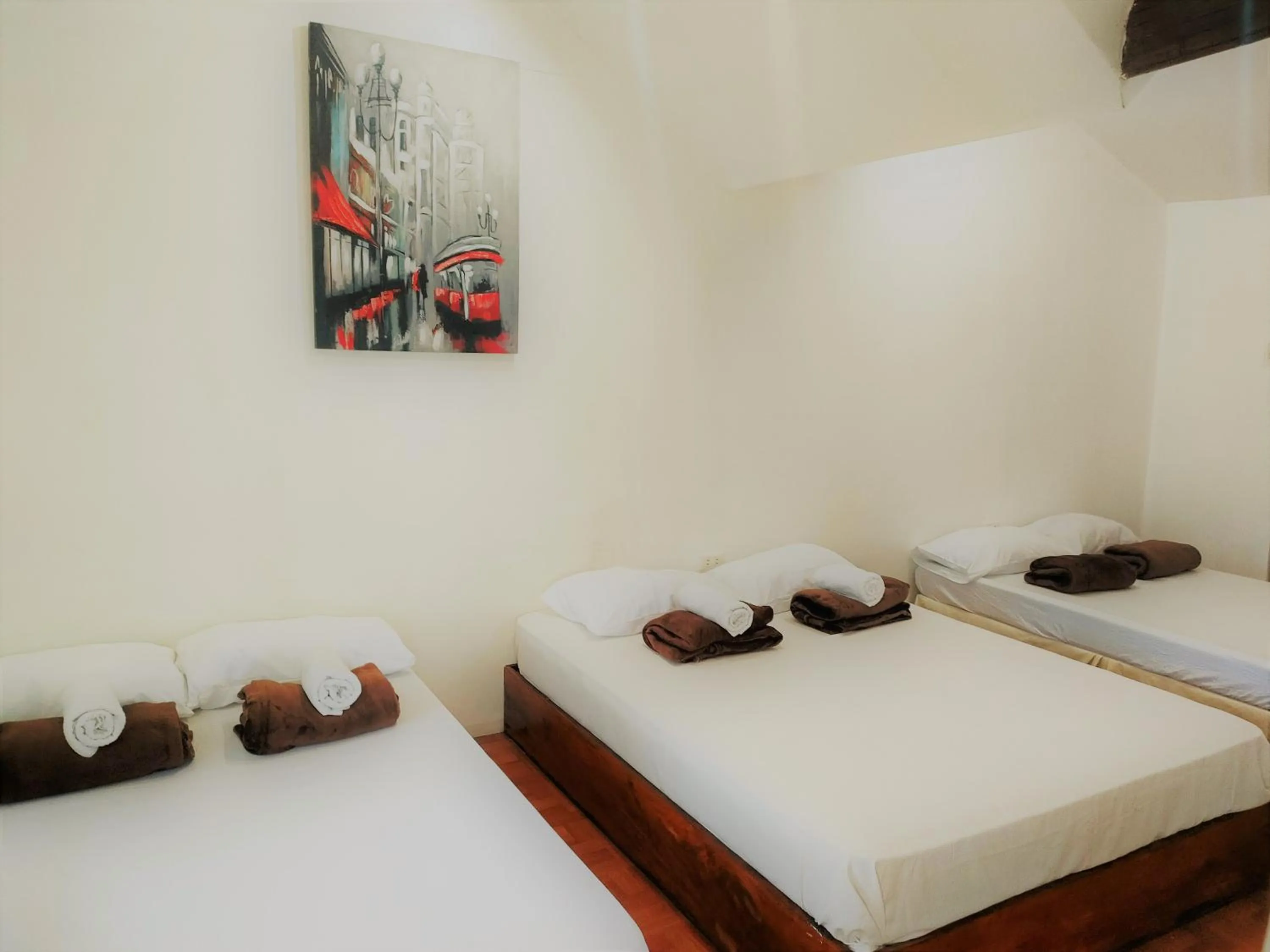 Bed in Siargao Tropic Hostel