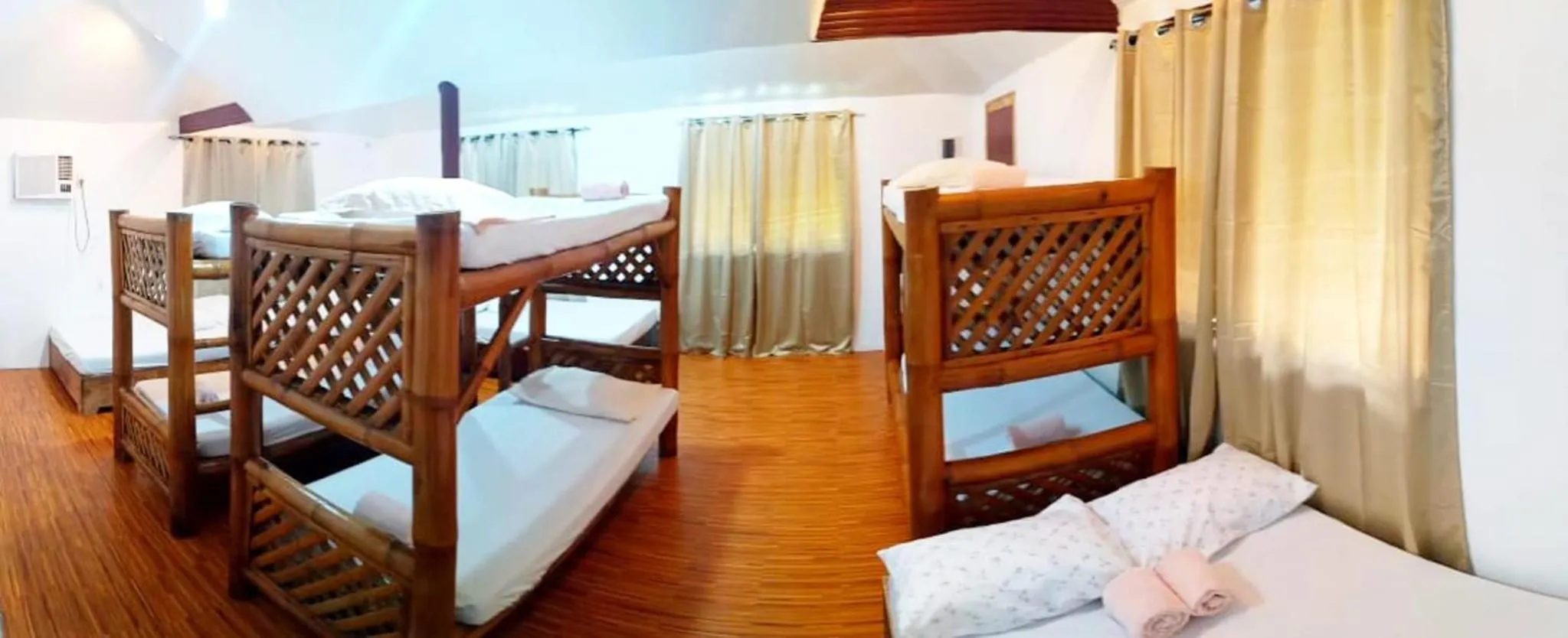 Bed in Siargao Tropic Hostel
