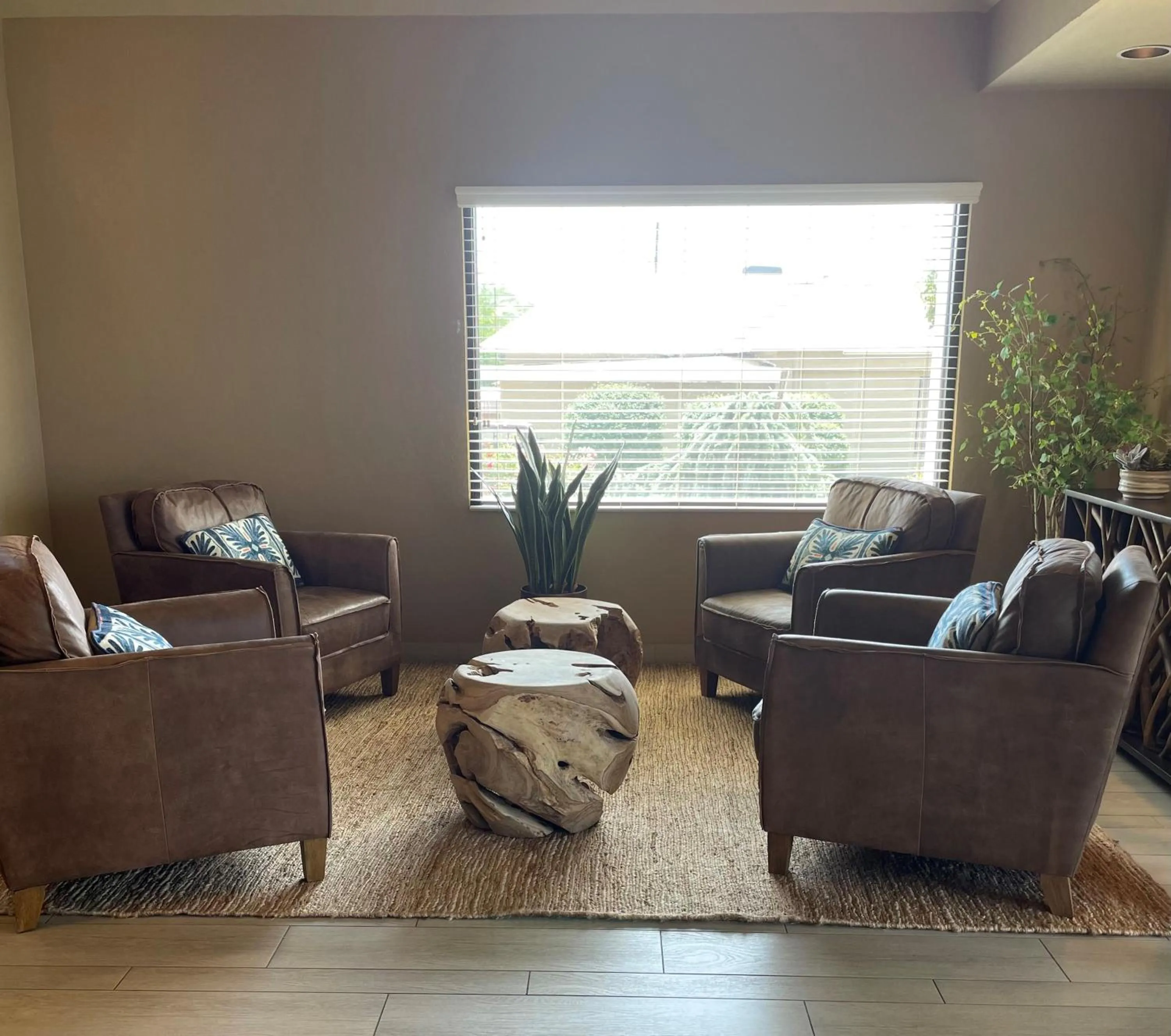 Lobby or reception in Mountain Home Inn