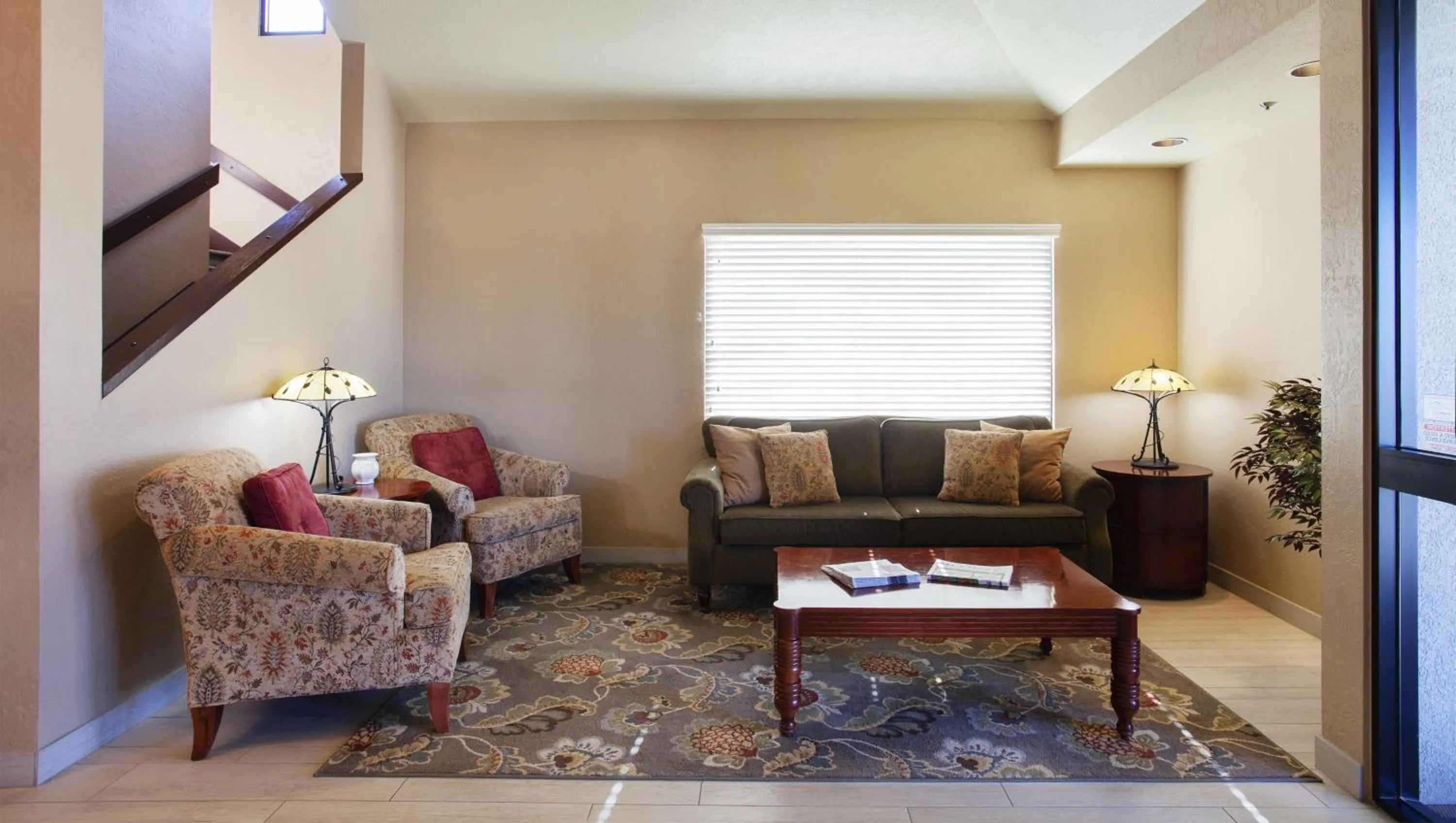 Lobby or reception in Mountain Home Inn