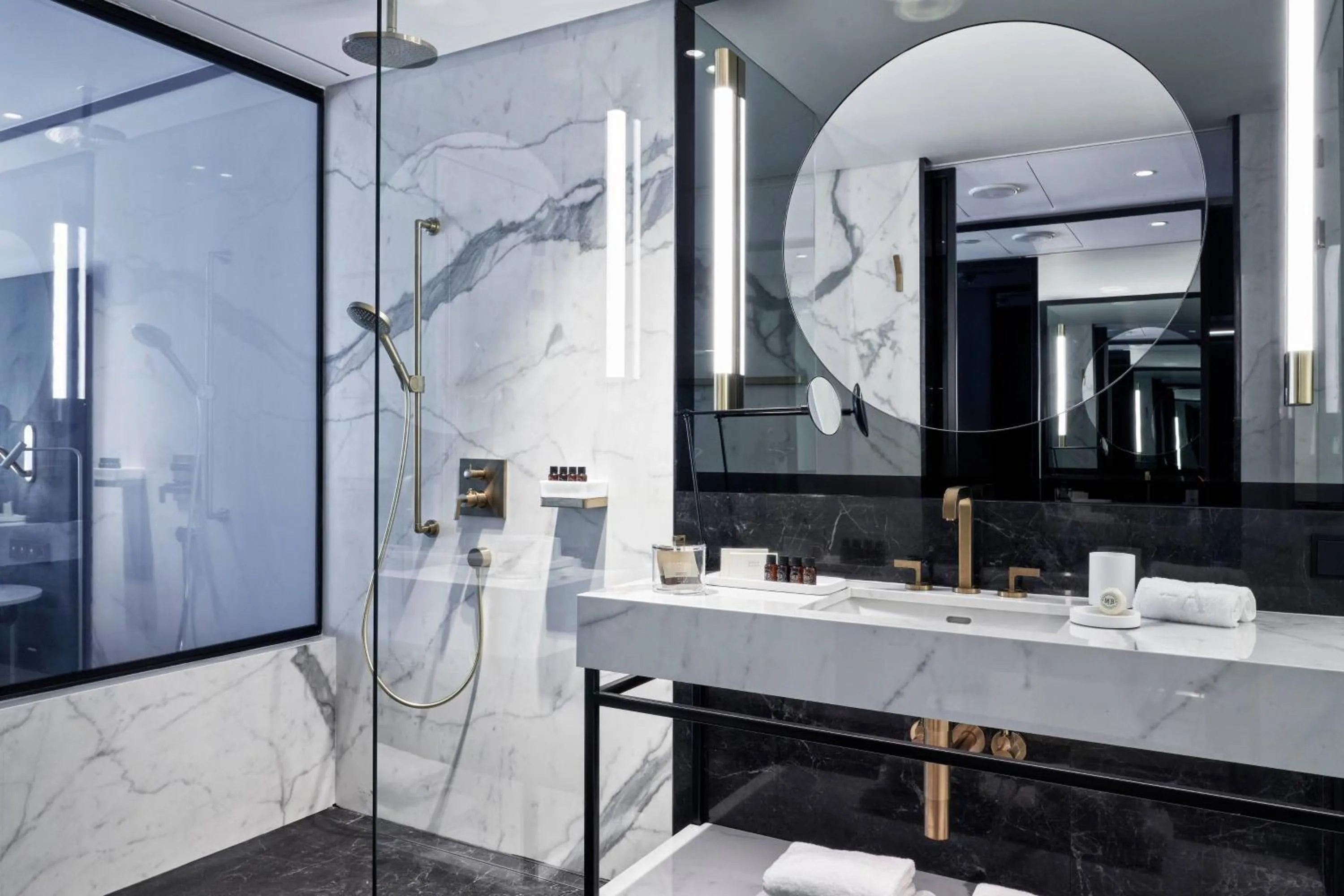 Bathroom in Academias Hotel, Autograph Collection