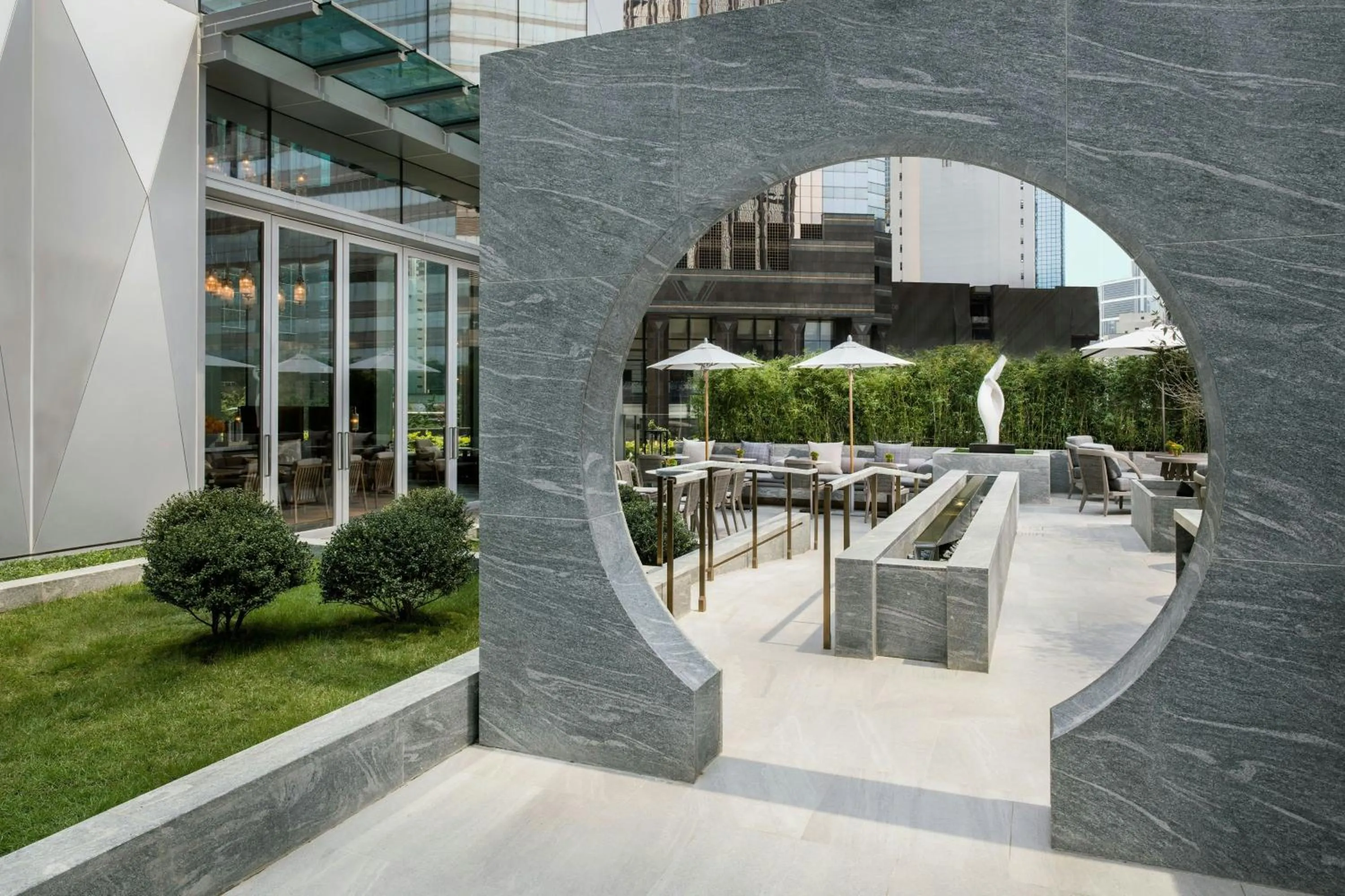 Restaurant/places to eat in The St. Regis Hong Kong